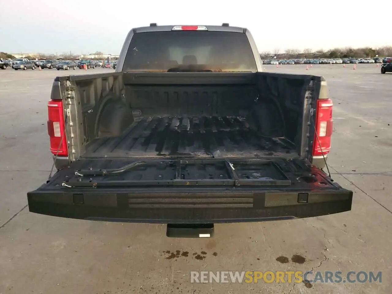 6 Photograph of a damaged car 1FTEW1CP8NKE46024 FORD F-150 2022
