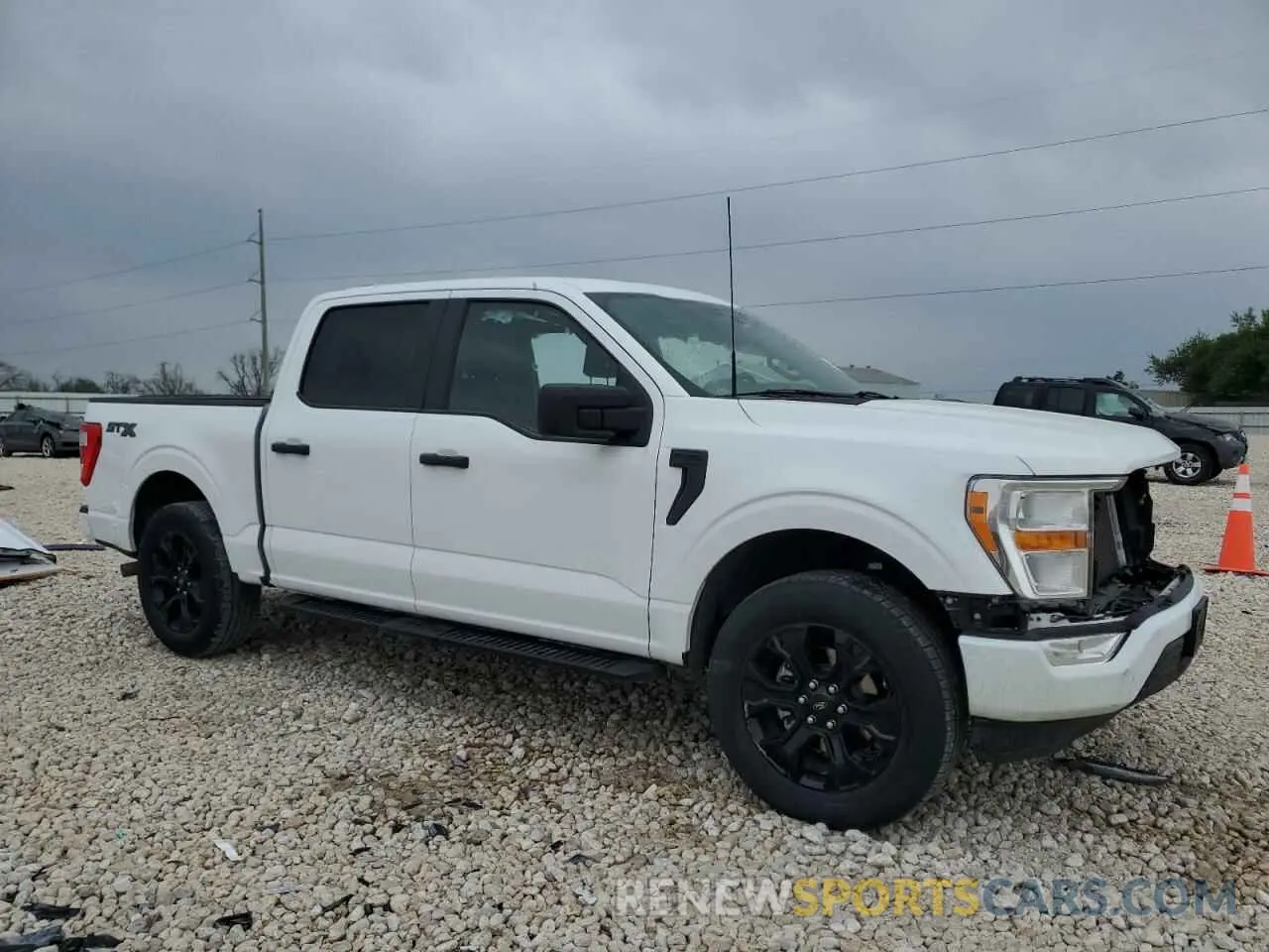4 Photograph of a damaged car 1FTEW1CP9NFB73152 FORD F-150 2022