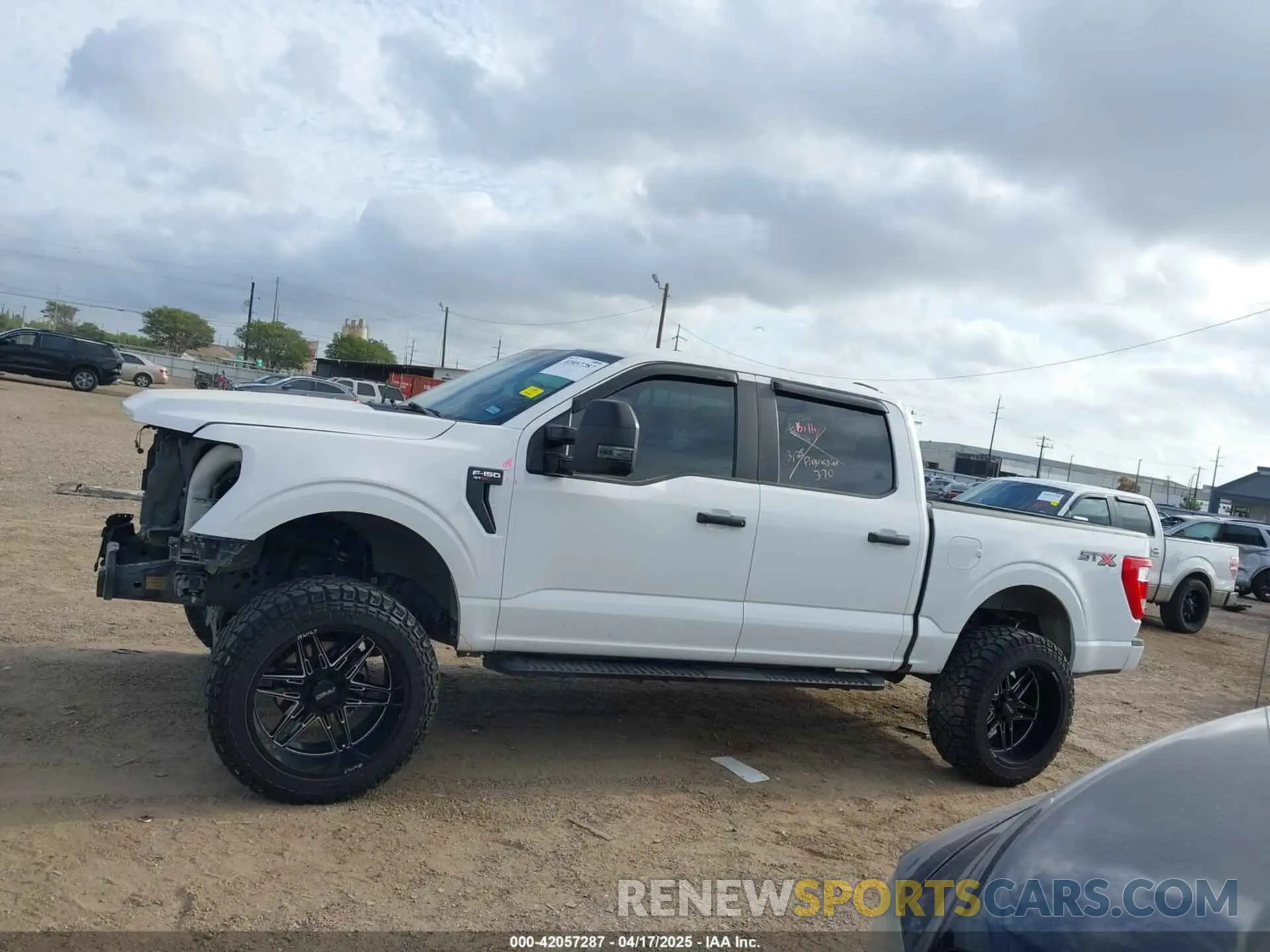 15 Photograph of a damaged car 1FTEW1CPXNKD56311 FORD F-150 2022