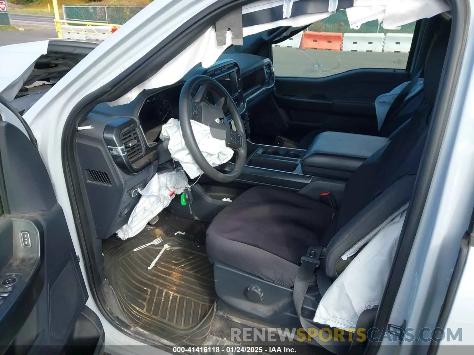 5 Photograph of a damaged car 1FTEW1CPXNKD77711 FORD F-150 2022