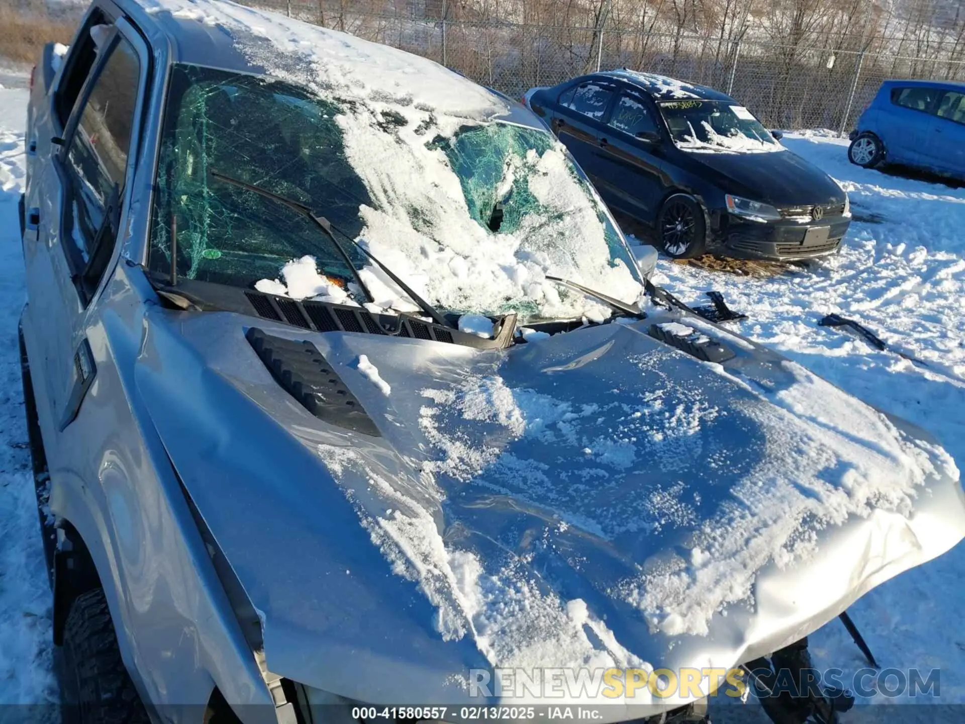 17 Photograph of a damaged car 1FTEW1E81NFA62939 FORD F-150 2022