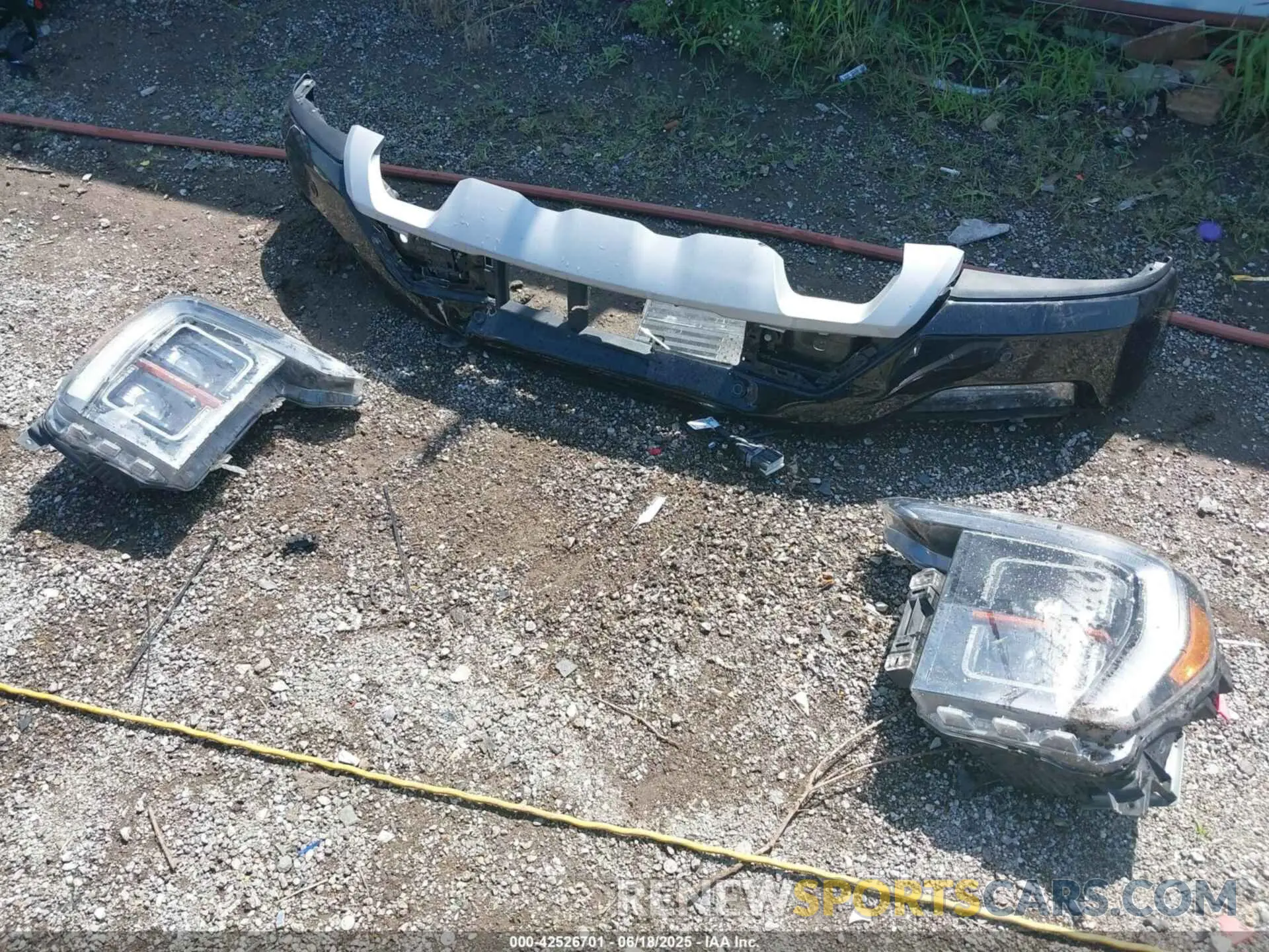 19 Photograph of a damaged car 1FTEW1E83NFB98179 FORD F-150 2022