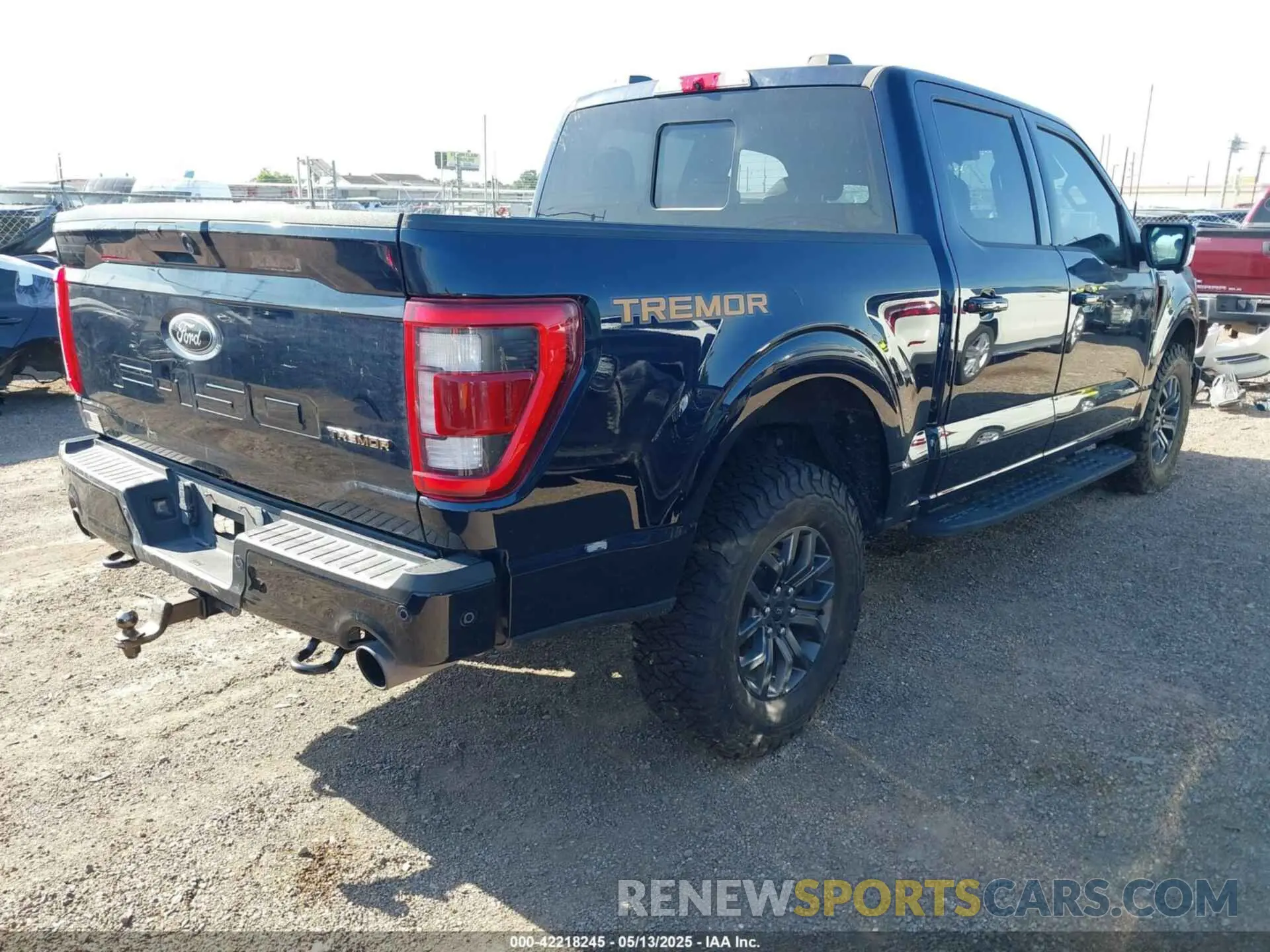 4 Photograph of a damaged car 1FTEW1E83NFC03994 FORD F-150 2022