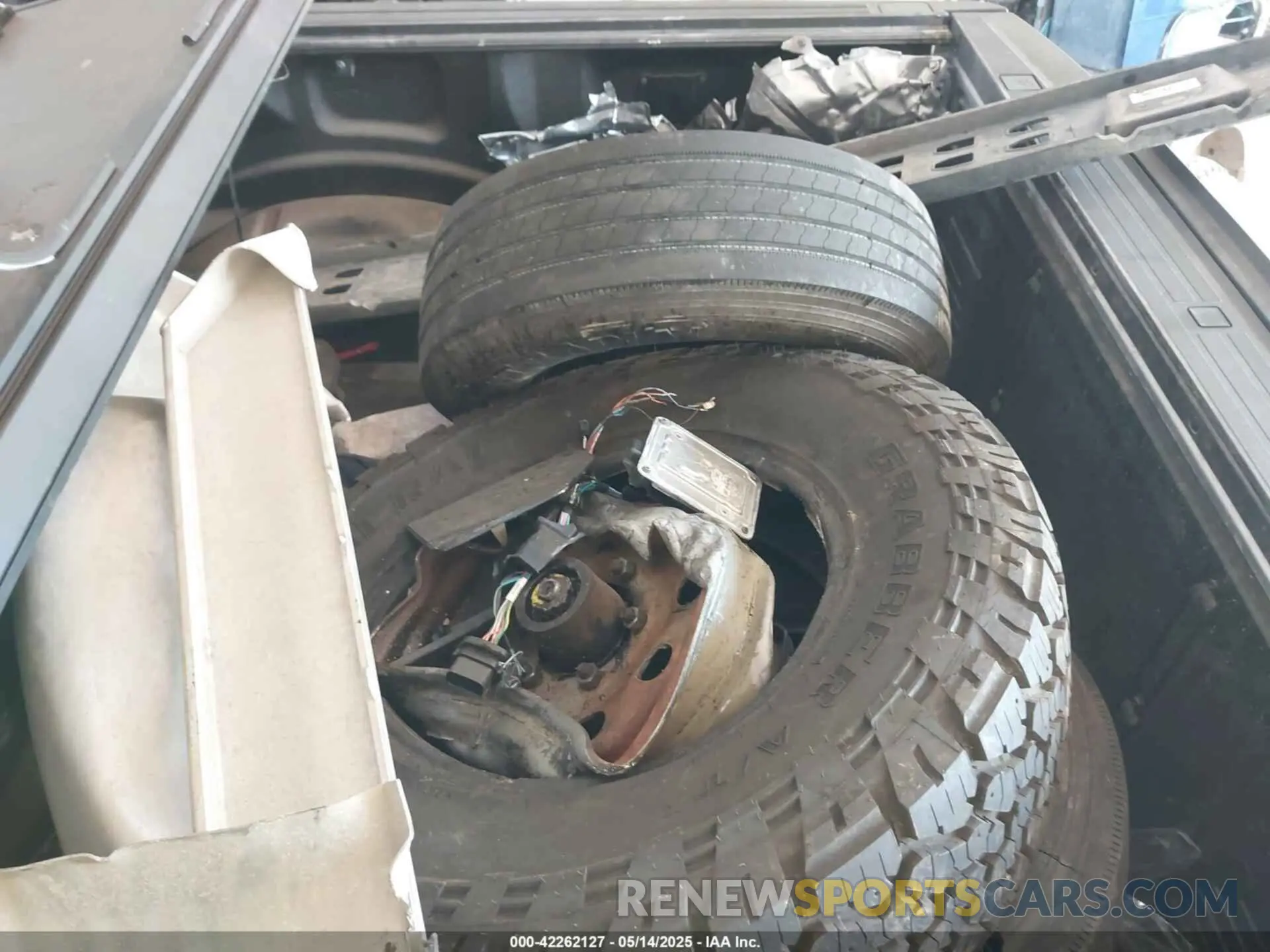 11 Photograph of a damaged car 1FTEW1E87NFC14464 FORD F-150 2022