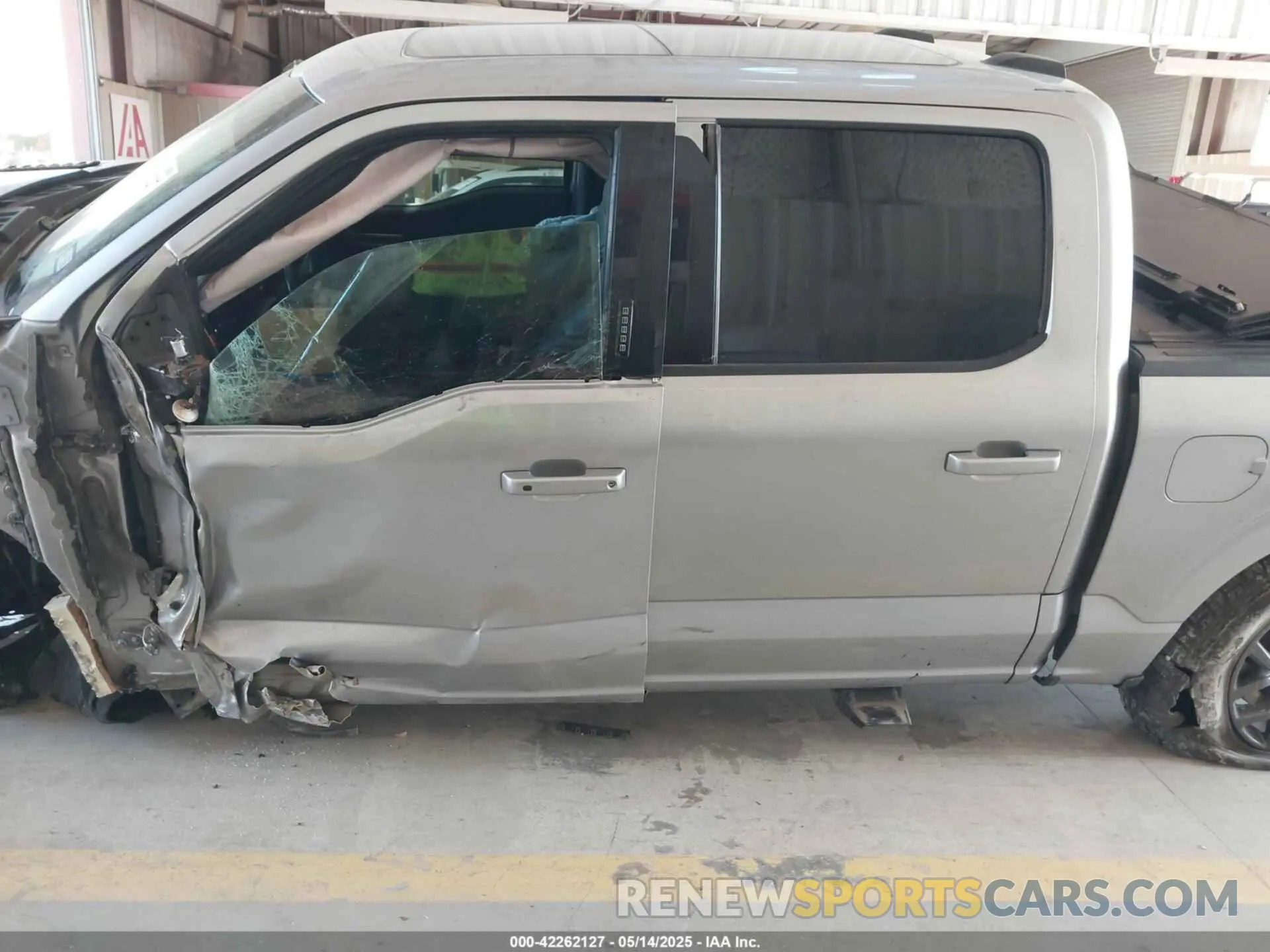 14 Photograph of a damaged car 1FTEW1E87NFC14464 FORD F-150 2022