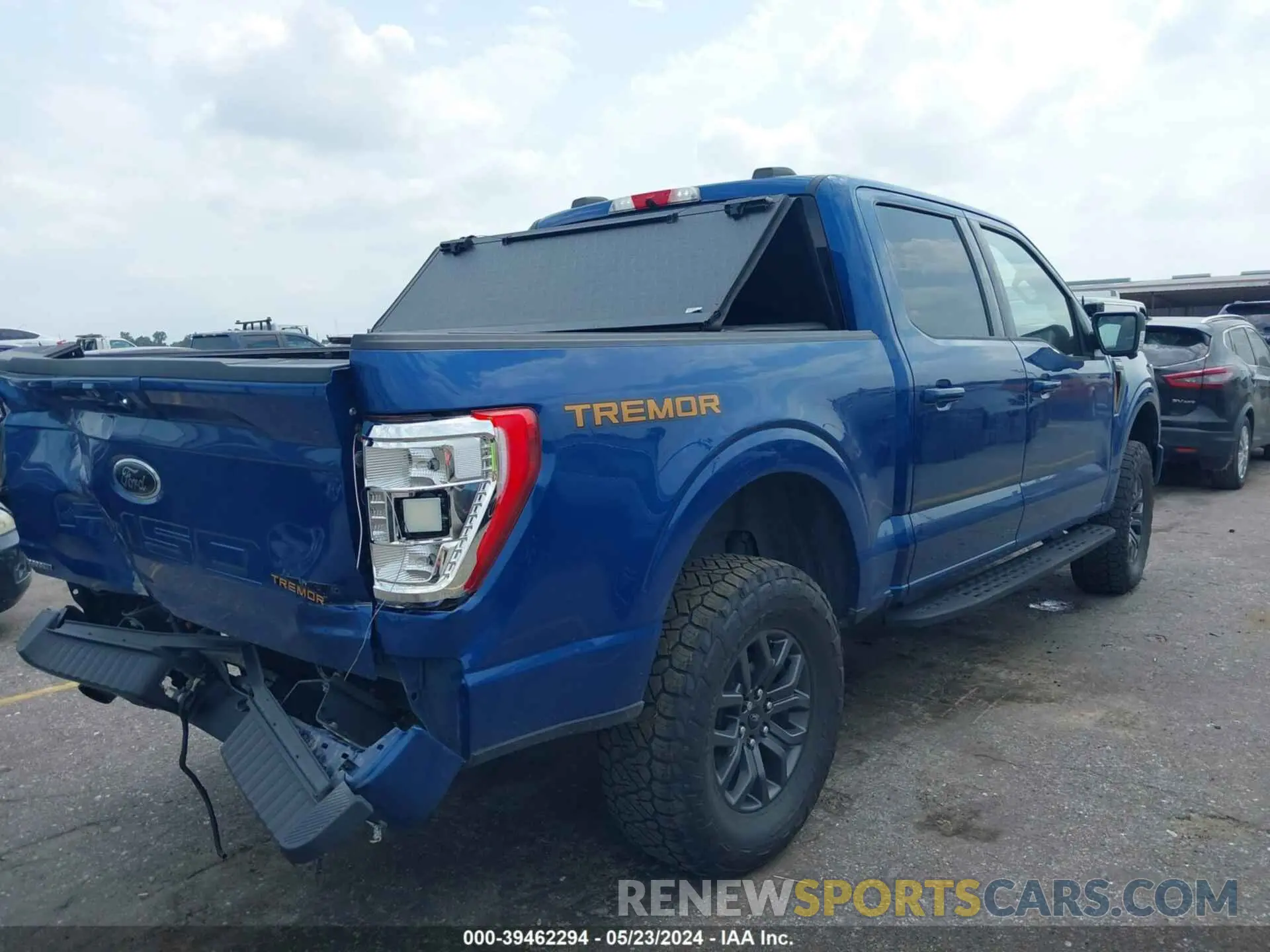 4 Photograph of a damaged car 1FTEW1E8XNFB41817 FORD F-150 2022