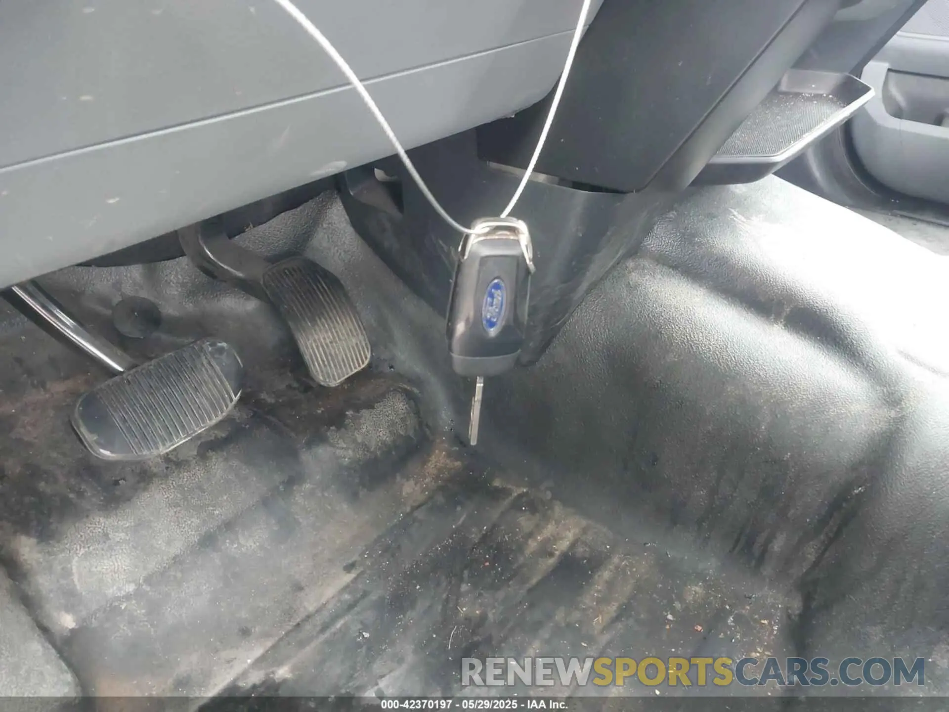 11 Photograph of a damaged car 1FTEW1EB1NKE43208 FORD F-150 2022