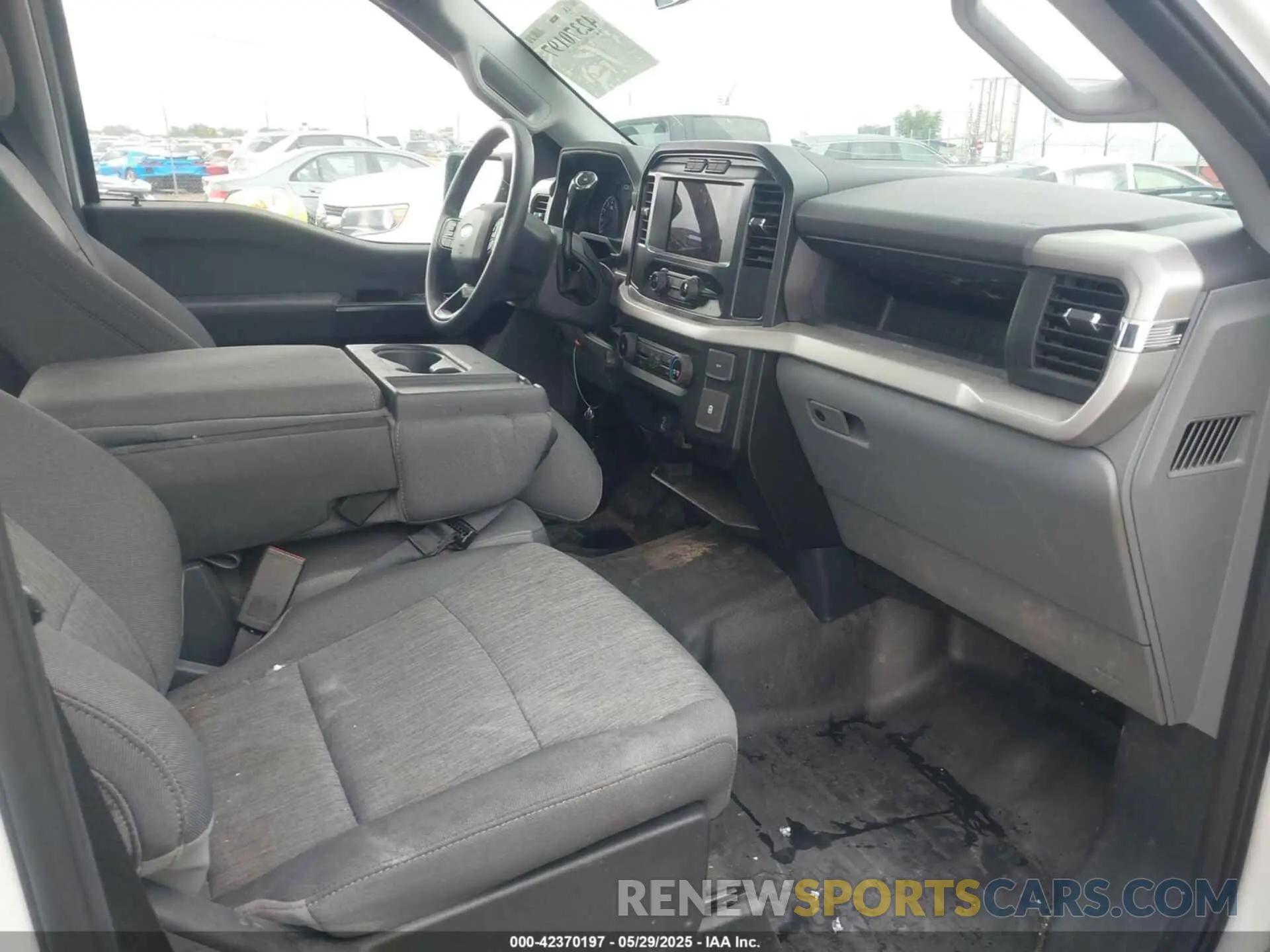 5 Photograph of a damaged car 1FTEW1EB1NKE43208 FORD F-150 2022