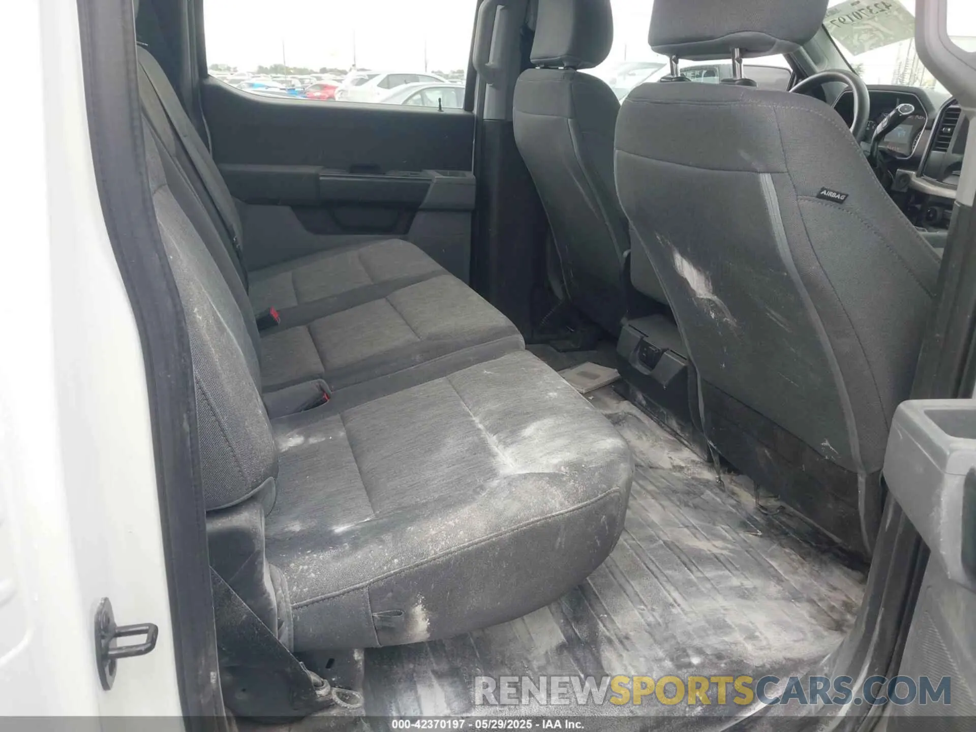 8 Photograph of a damaged car 1FTEW1EB1NKE43208 FORD F-150 2022