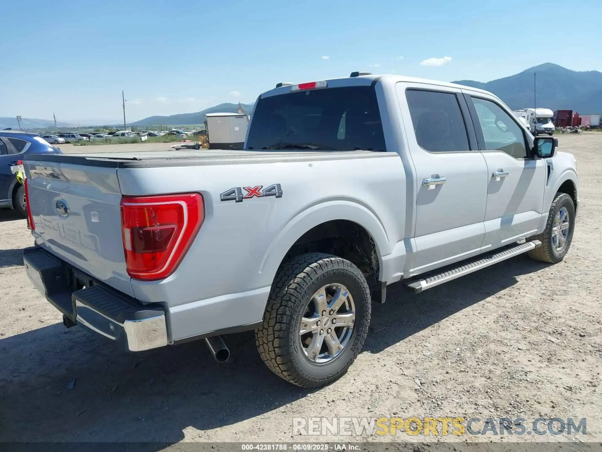 4 Photograph of a damaged car 1FTEW1EBXNKD42720 FORD F-150 2022