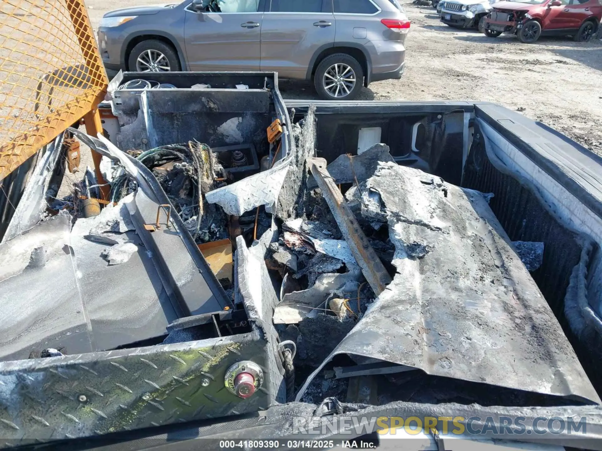 12 Photograph of a damaged car 1FTEW1EBXNKD69352 FORD F-150 2022