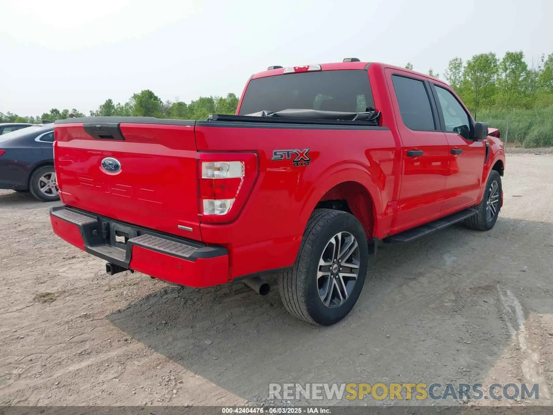 4 Photograph of a damaged car 1FTEW1EP0NKE81458 FORD F-150 2022