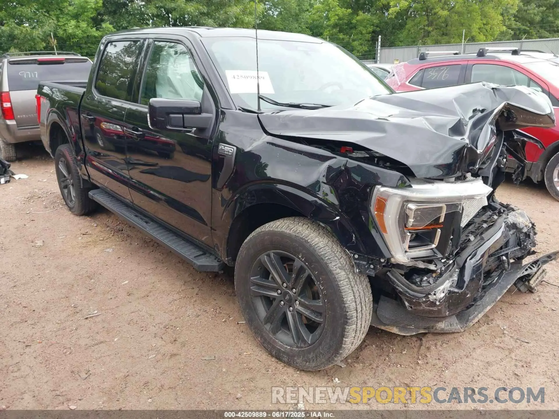 1 Photograph of a damaged car 1FTEW1EP1NFA32508 FORD F-150 2022