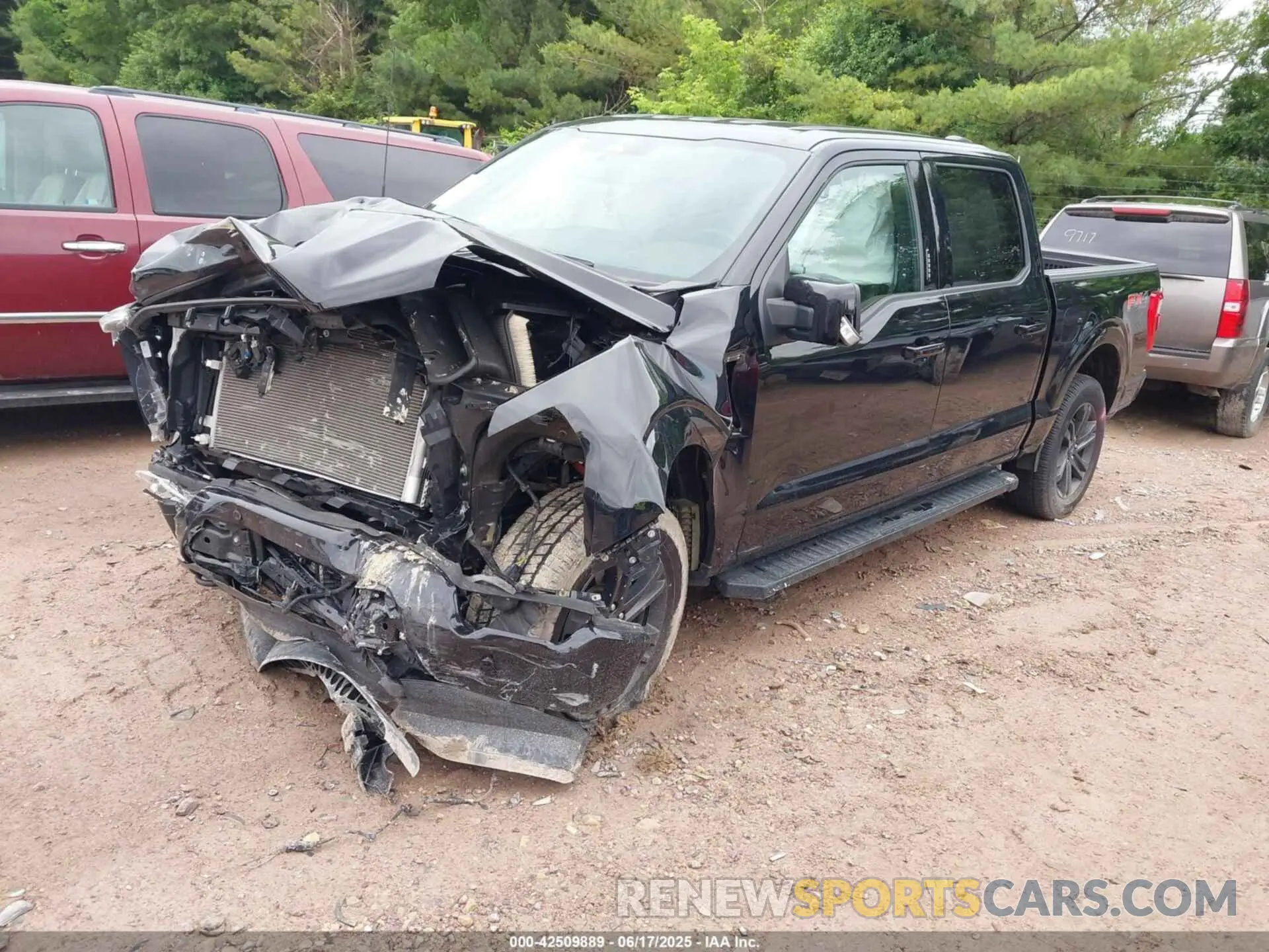 2 Photograph of a damaged car 1FTEW1EP1NFA32508 FORD F-150 2022