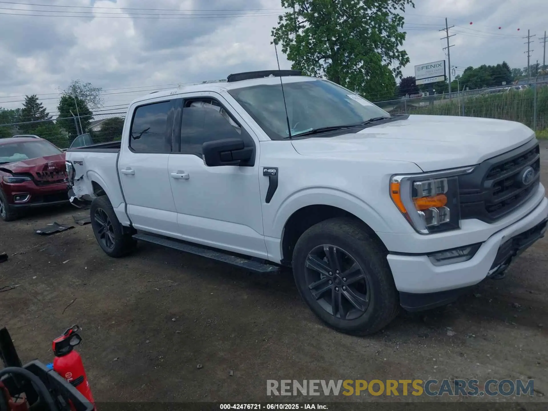 1 Photograph of a damaged car 1FTEW1EP1NKD75438 FORD F-150 2022