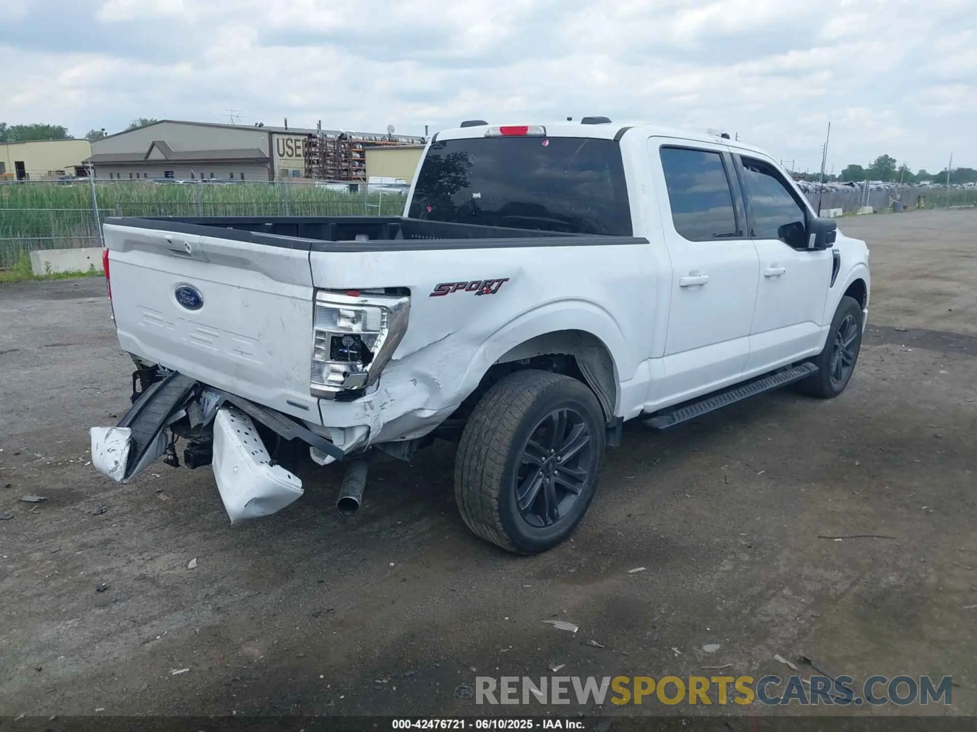 4 Photograph of a damaged car 1FTEW1EP1NKD75438 FORD F-150 2022