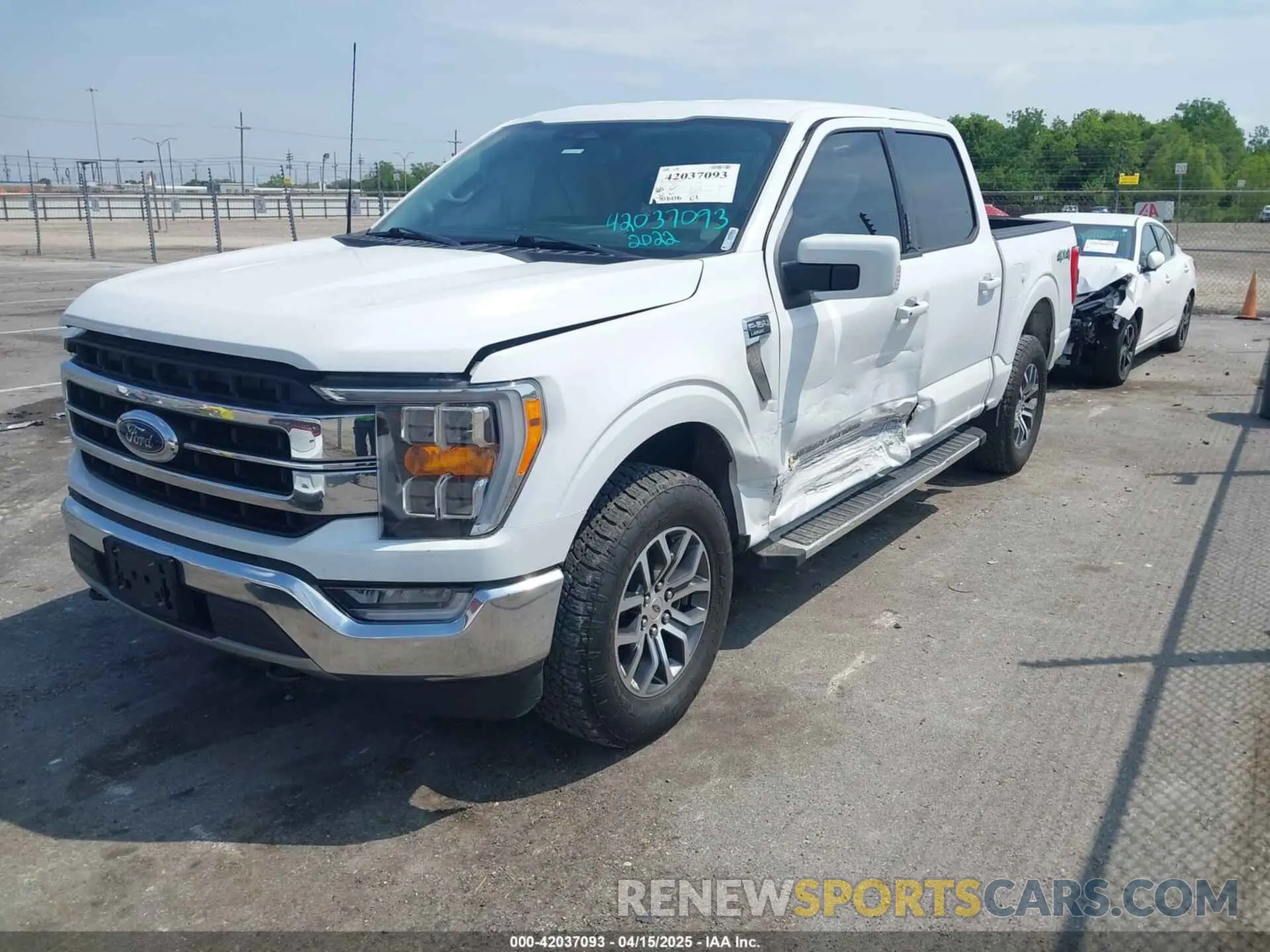 2 Photograph of a damaged car 1FTEW1EP1NKE36822 FORD F-150 2022