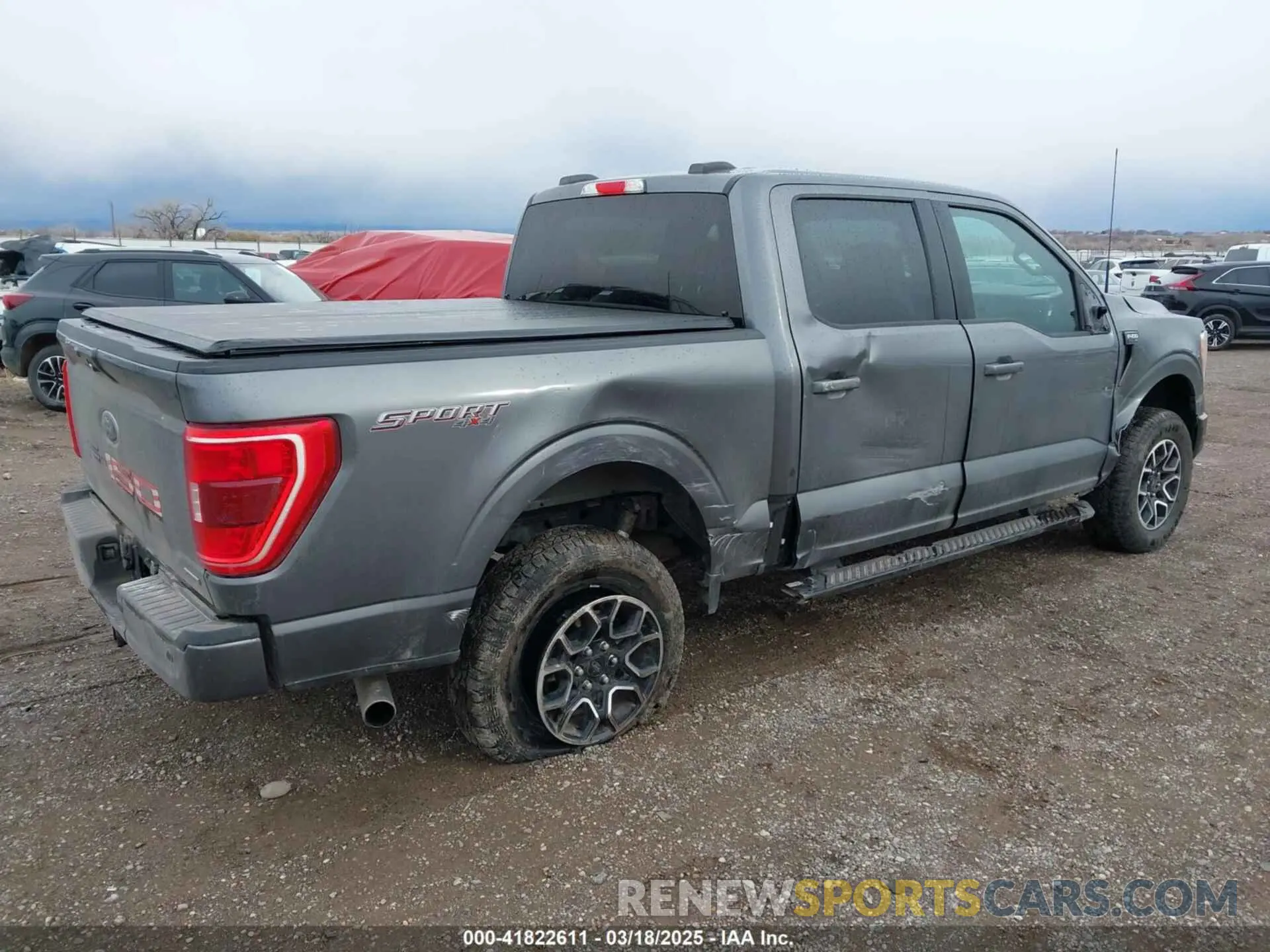 4 Photograph of a damaged car 1FTEW1EP2NFA49382 FORD F-150 2022