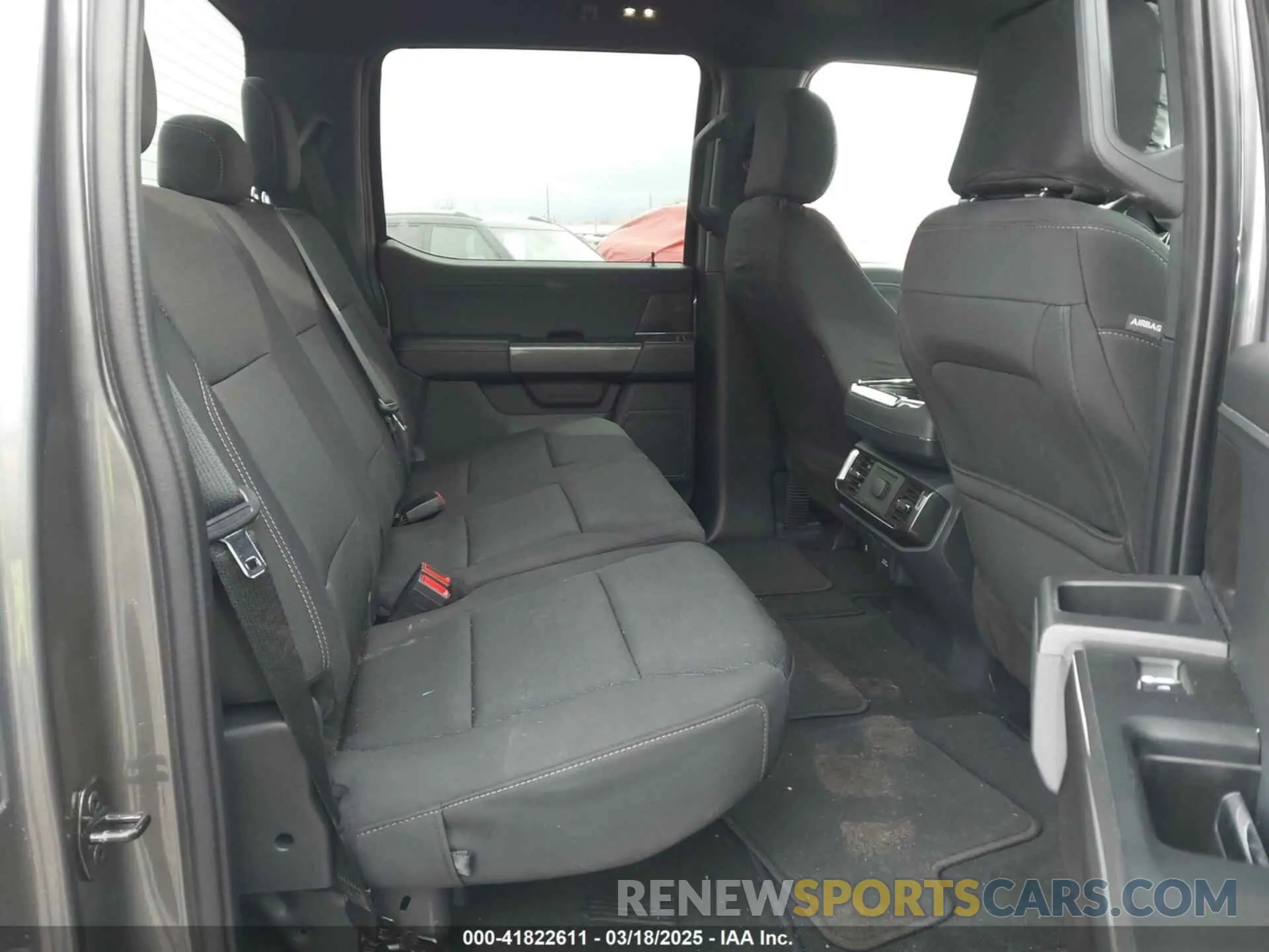 8 Photograph of a damaged car 1FTEW1EP2NFA49382 FORD F-150 2022
