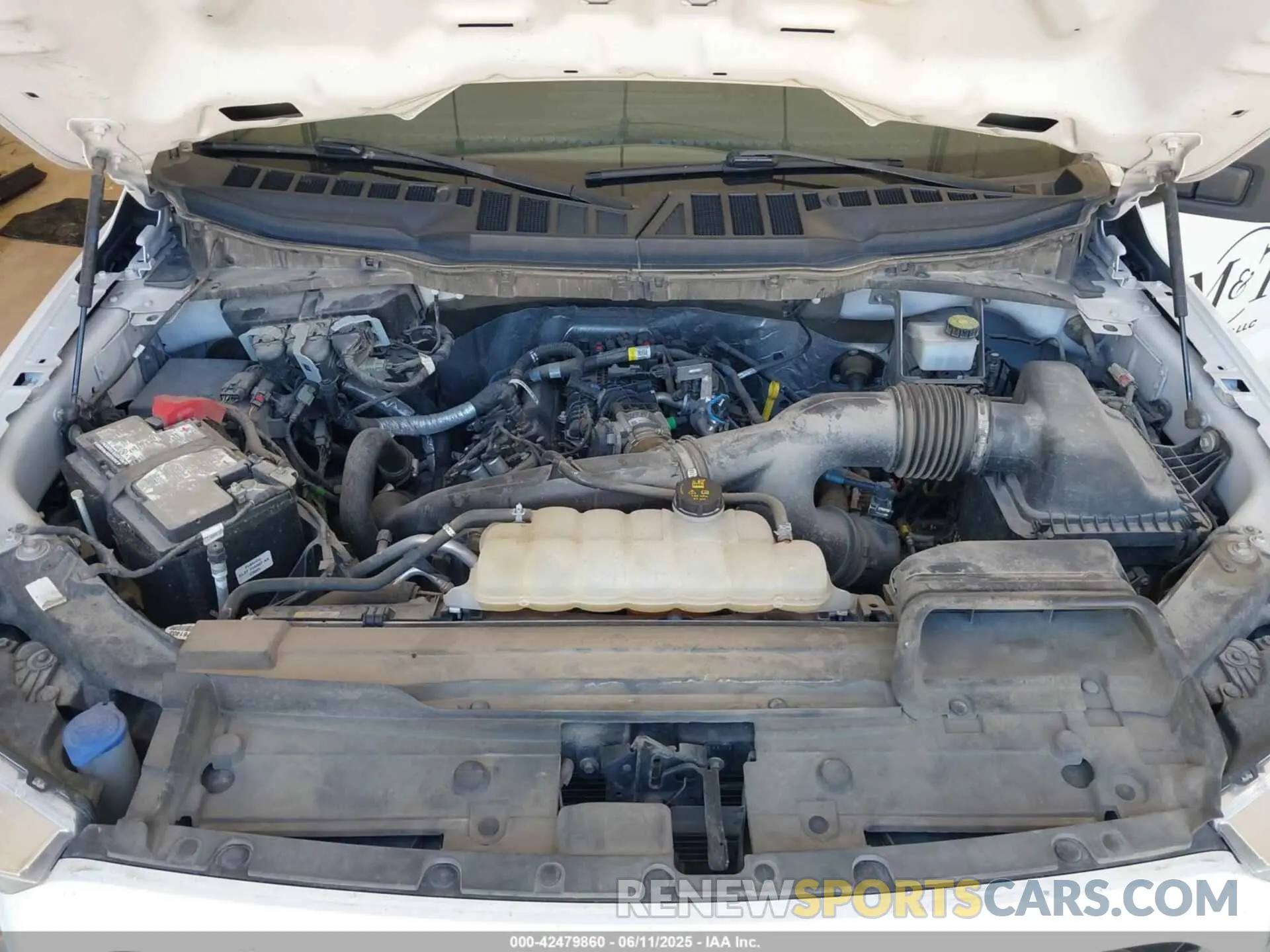 10 Photograph of a damaged car 1FTEW1EP2NFA70958 FORD F-150 2022