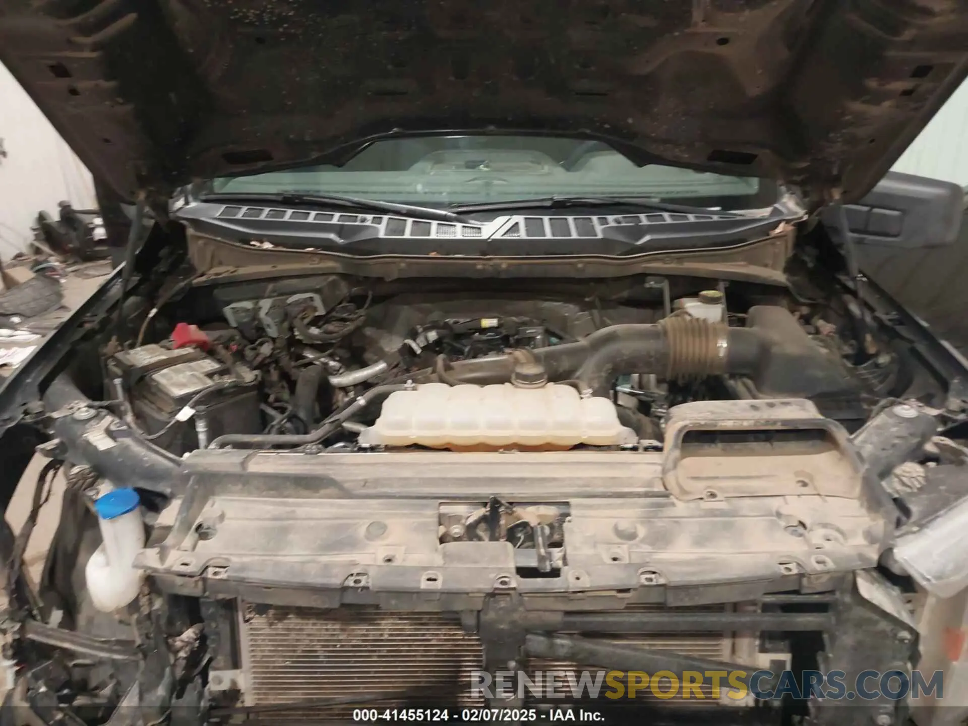 10 Photograph of a damaged car 1FTEW1EP2NFC26626 FORD F-150 2022