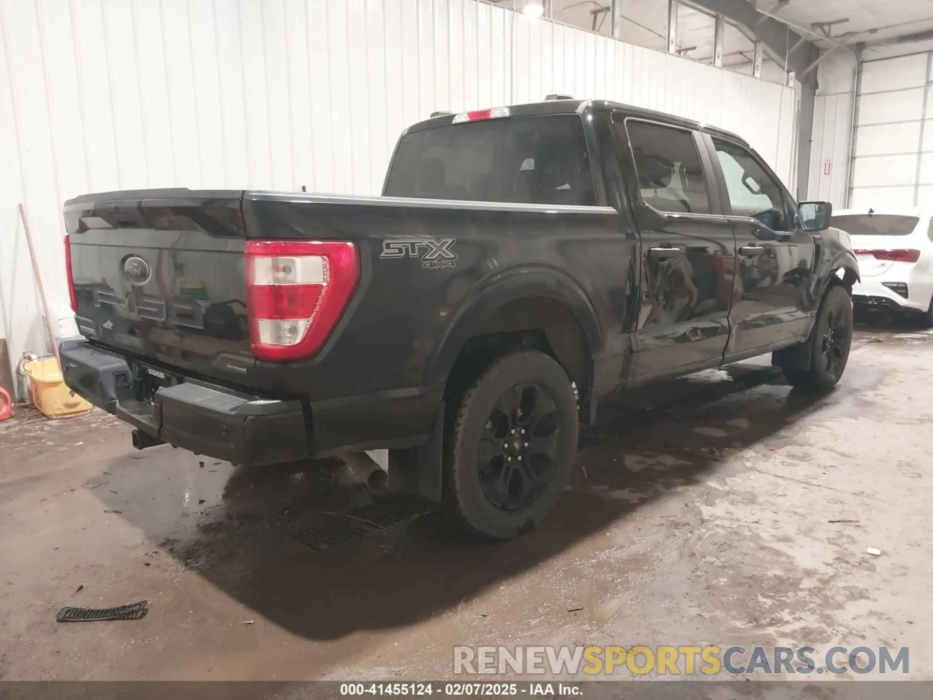 4 Photograph of a damaged car 1FTEW1EP2NFC26626 FORD F-150 2022