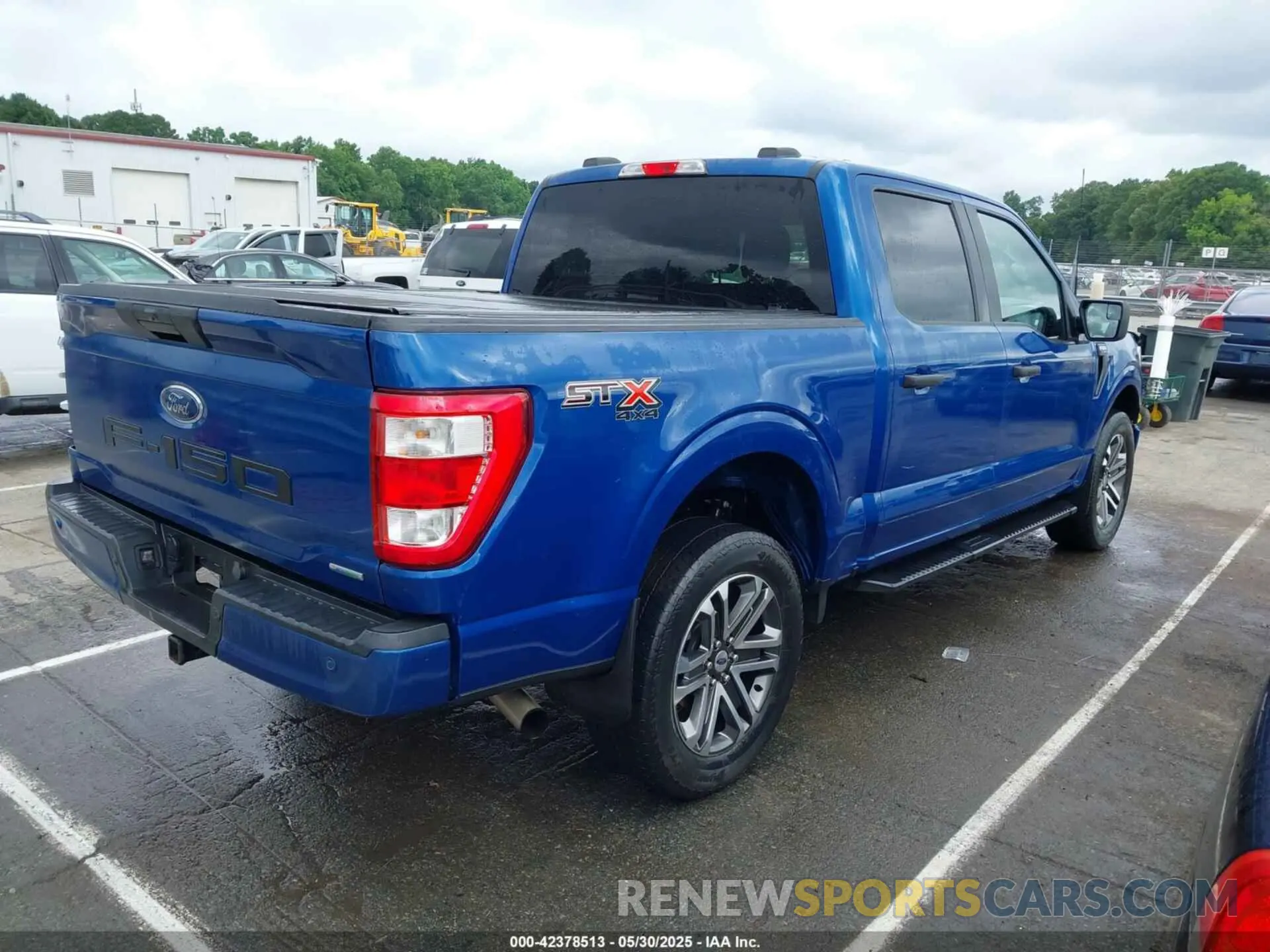 4 Photograph of a damaged car 1FTEW1EP2NKD17385 FORD F-150 2022