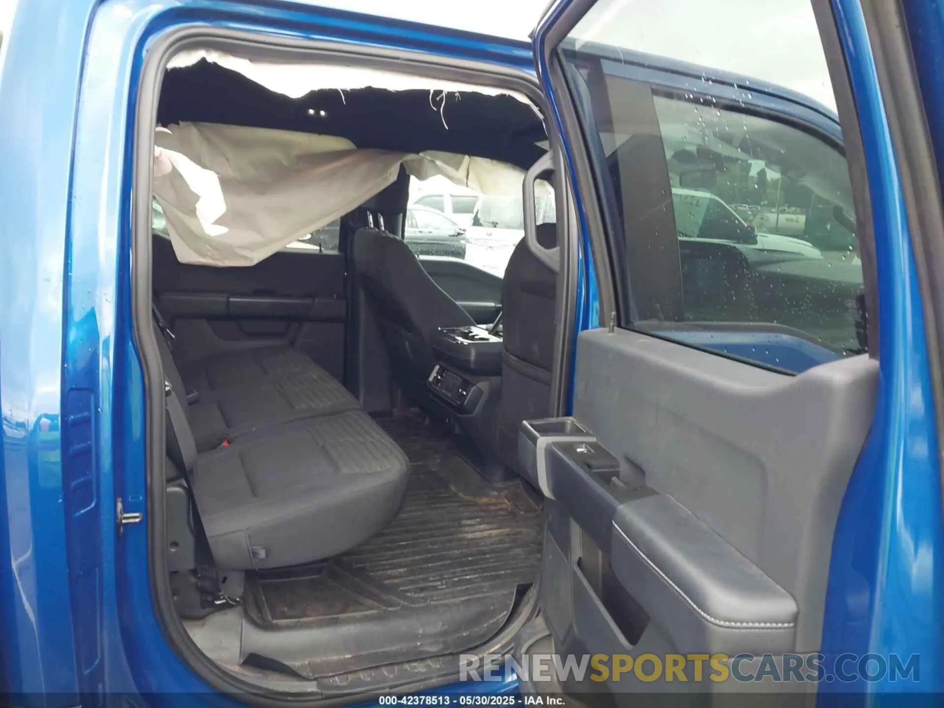 8 Photograph of a damaged car 1FTEW1EP2NKD17385 FORD F-150 2022