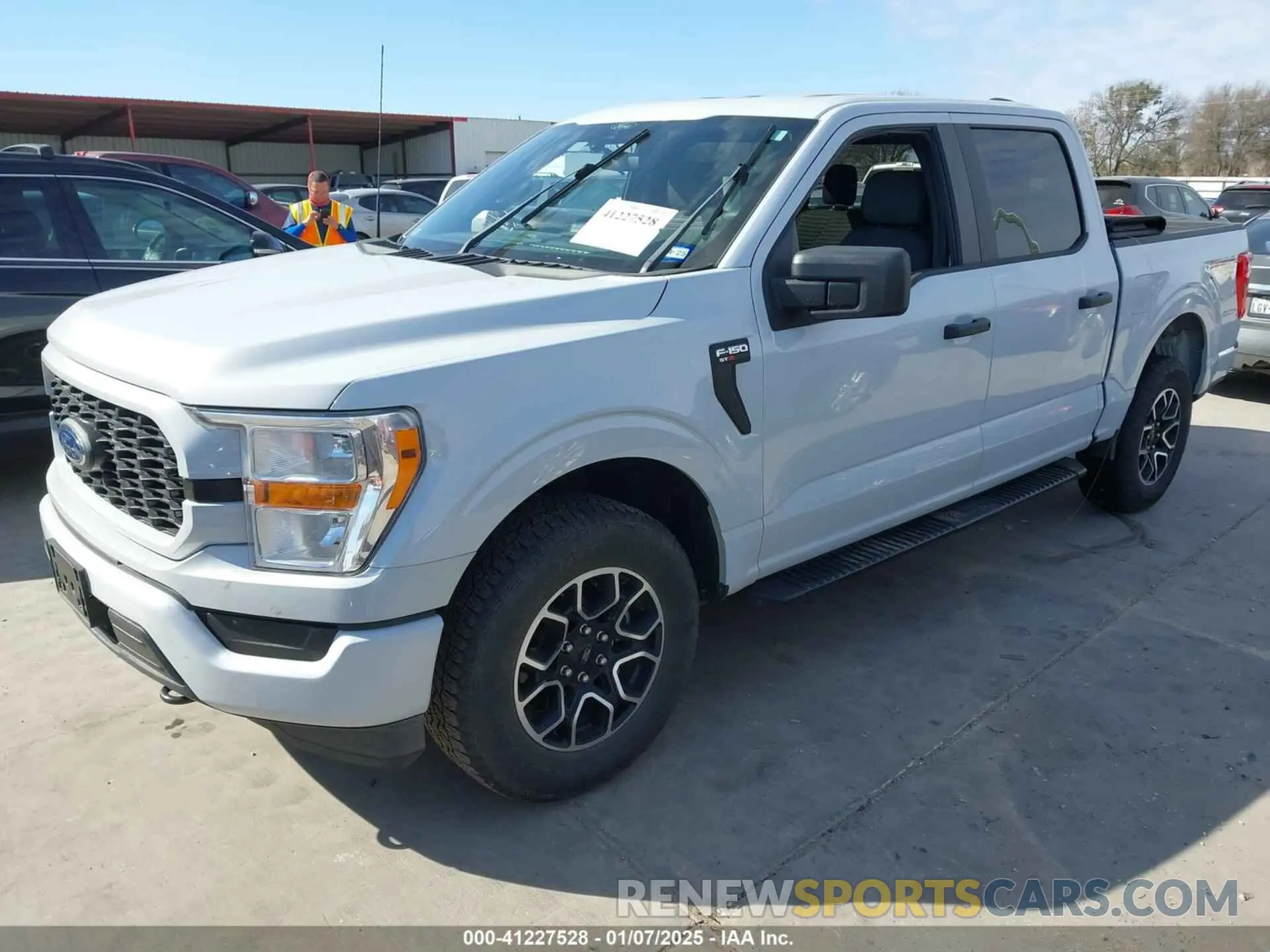 2 Photograph of a damaged car 1FTEW1EP2NKD38060 FORD F-150 2022