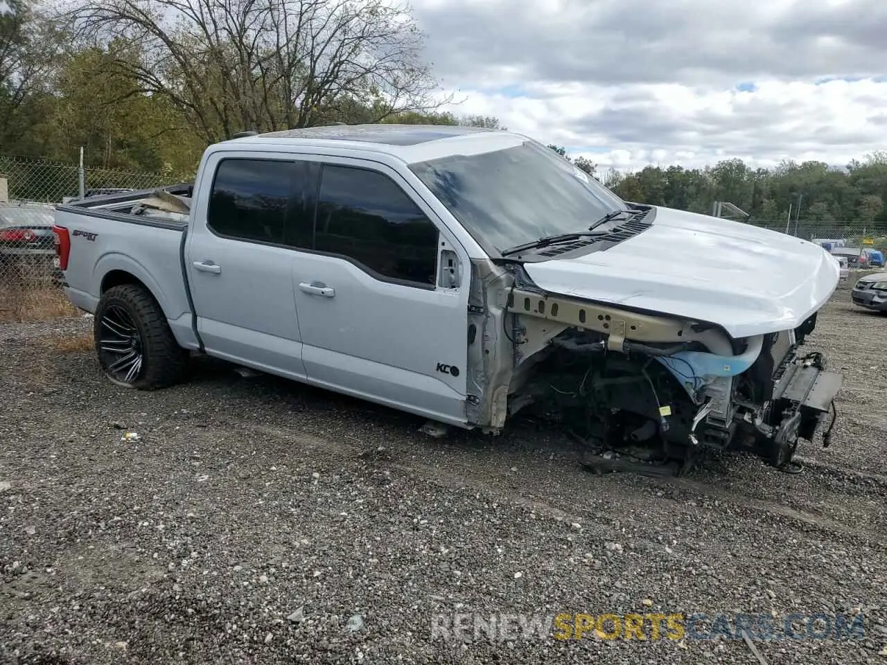 4 Photograph of a damaged car 1FTEW1EP4NKD16027 FORD F-150 2022