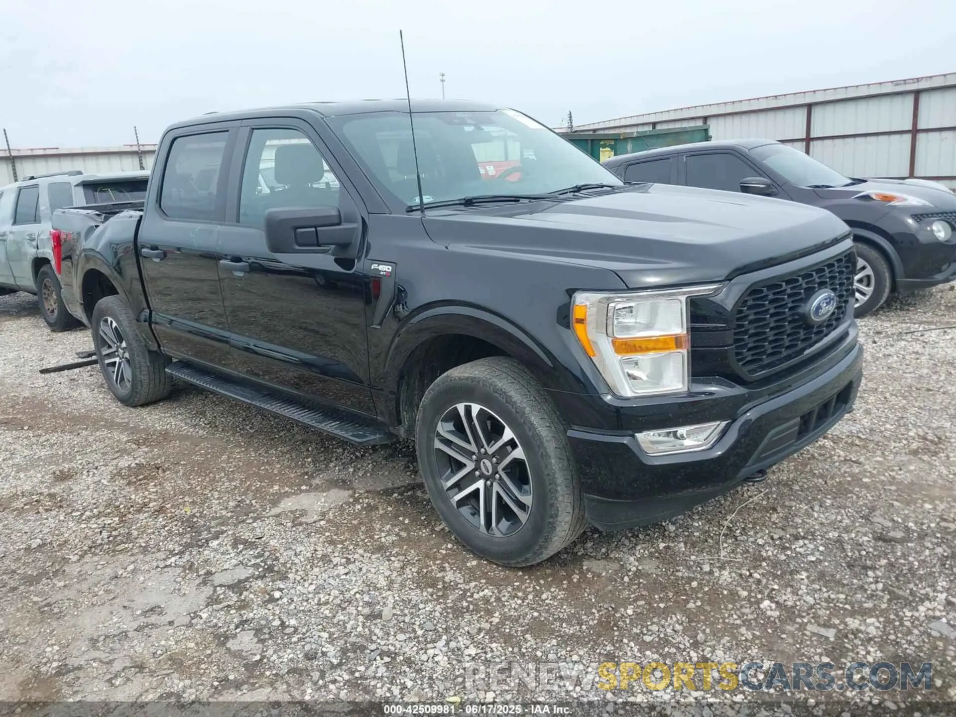 1 Photograph of a damaged car 1FTEW1EP4NKD33765 FORD F-150 2022