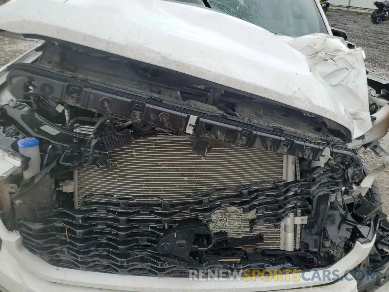 11 Photograph of a damaged car 1FTEW1EP5NKE72657 FORD F-150 2022