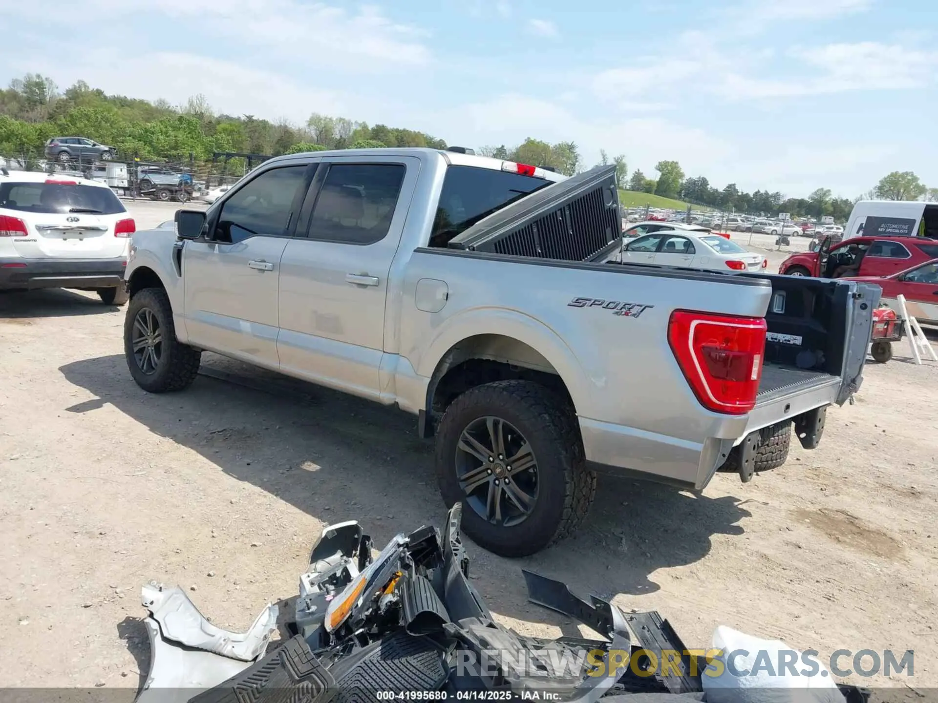 3 Photograph of a damaged car 1FTEW1EP7NFA46090 FORD F-150 2022
