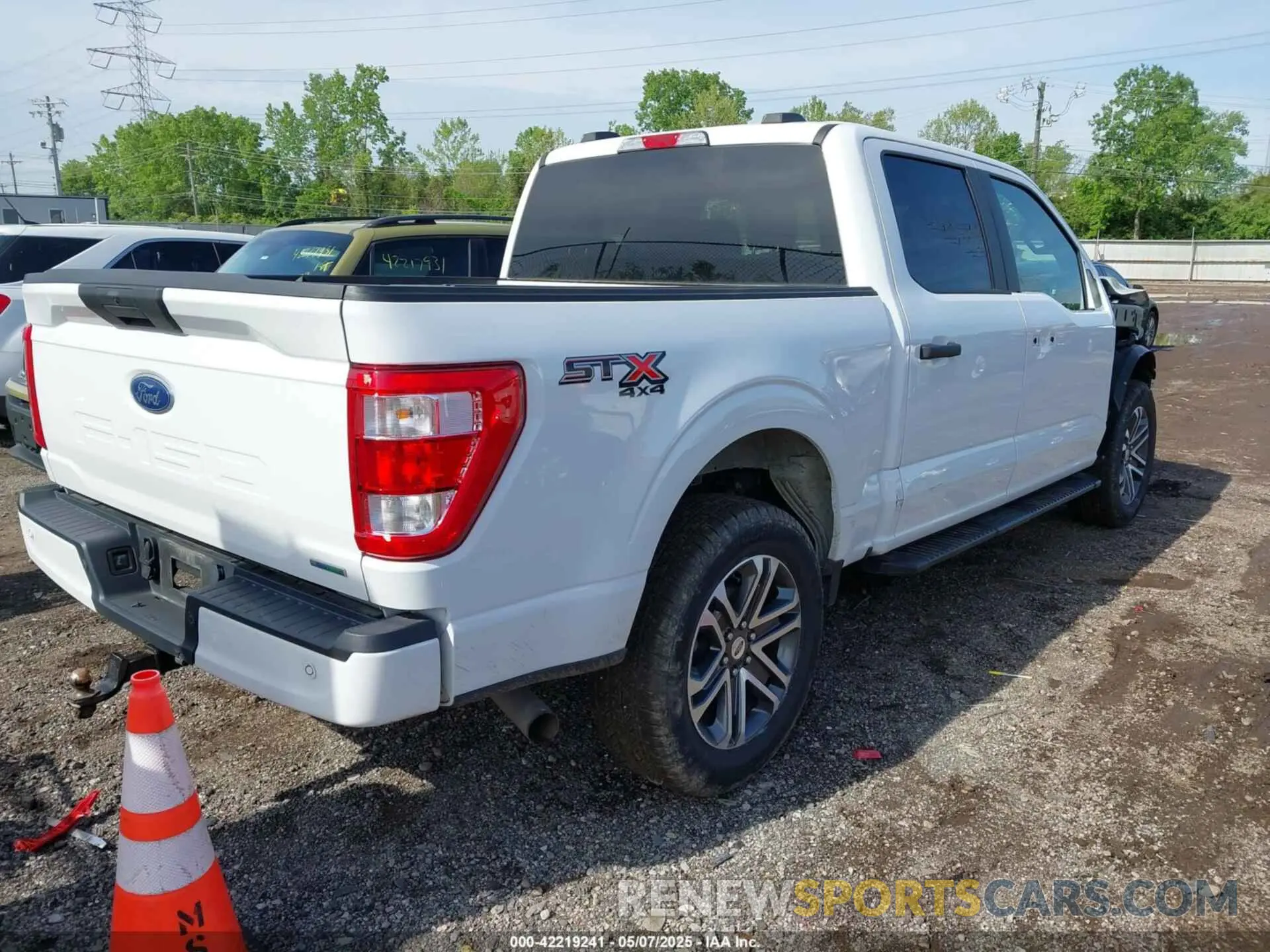 4 Photograph of a damaged car 1FTEW1EPXNFB76977 FORD F-150 2022