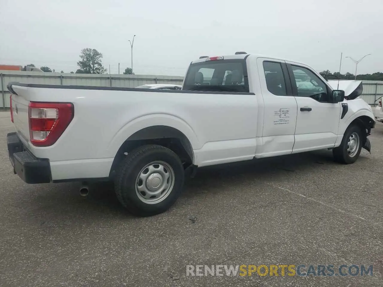 3 Photograph of a damaged car 1FTEX1C53NKD27146 FORD F-150 2022