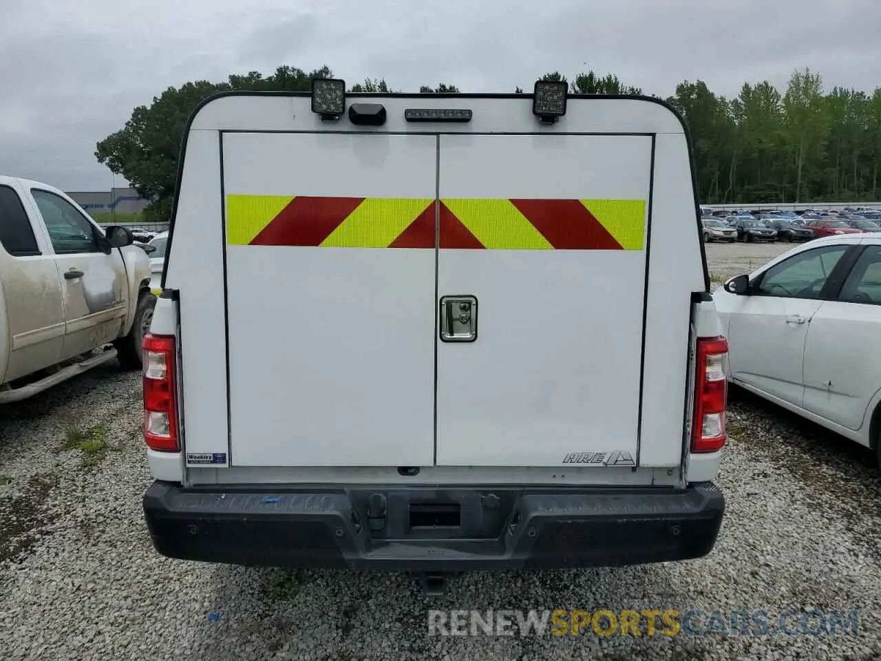 6 Photograph of a damaged car 1FTEX1CB3NKE05351 FORD F-150 2022