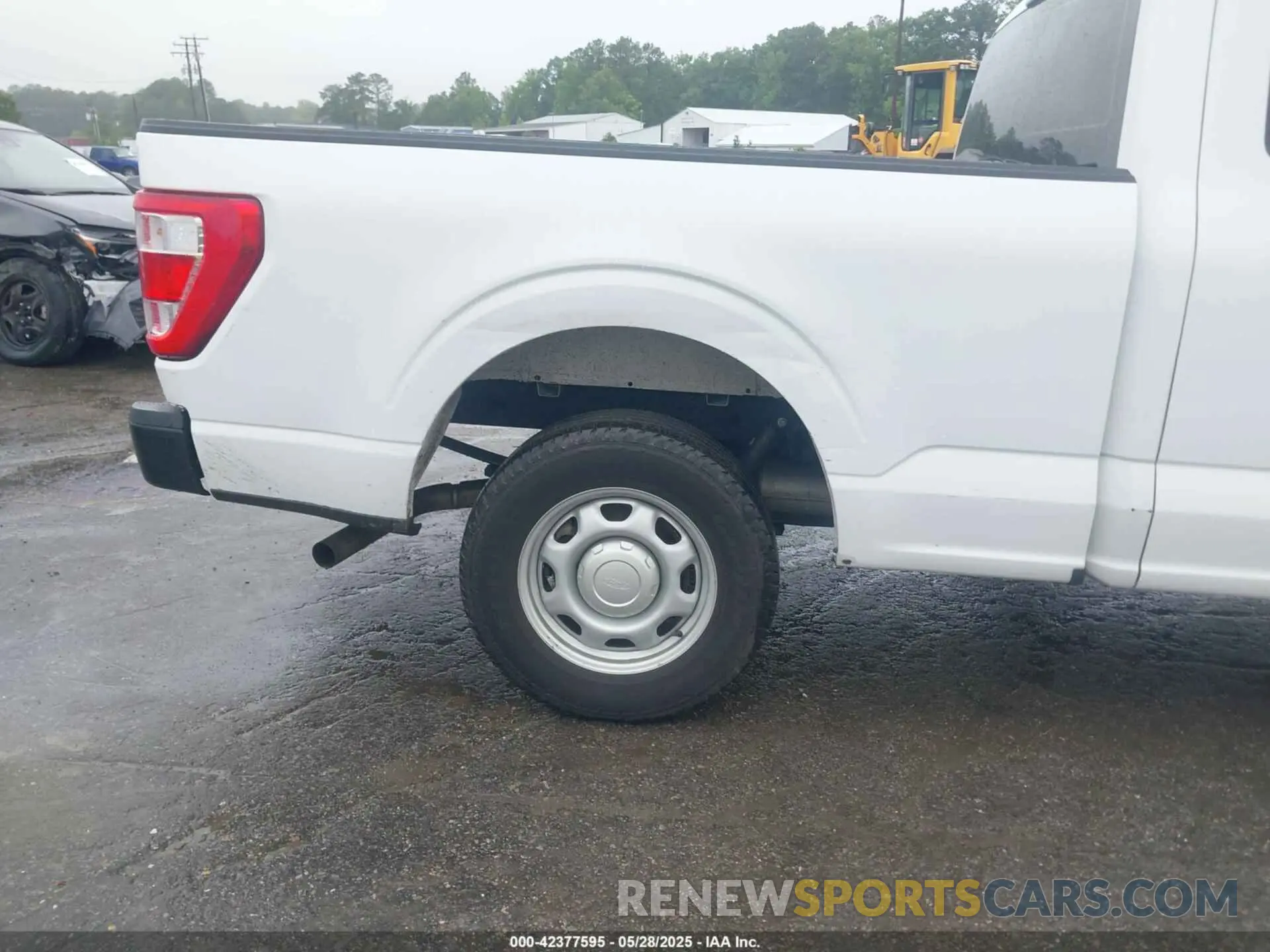 6 Photograph of a damaged car 1FTEX1CB9NKD99071 FORD F-150 2022
