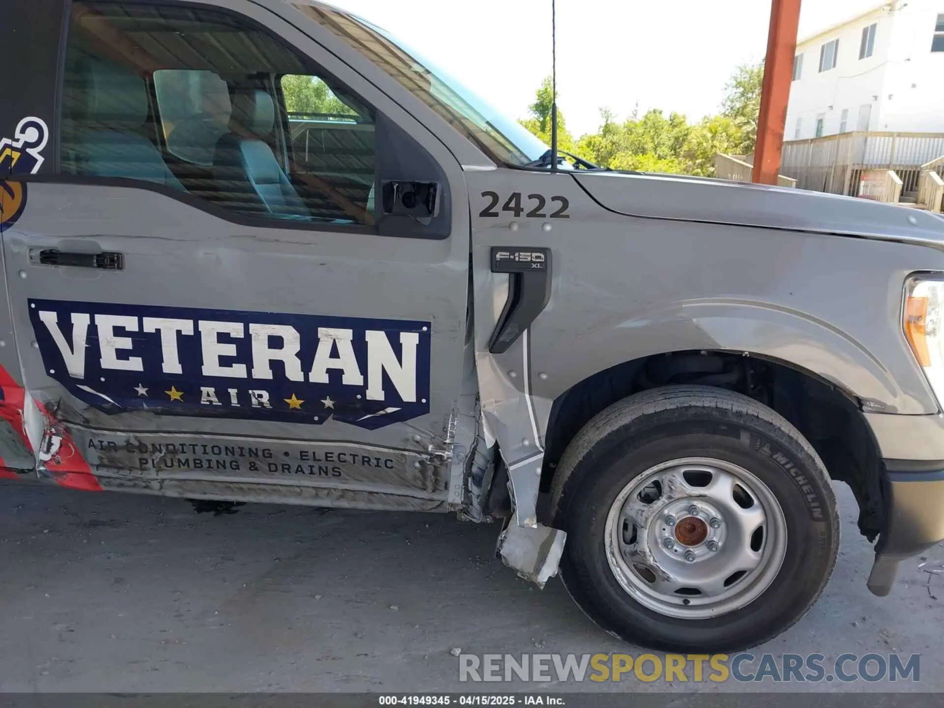 6 Photograph of a damaged car 1FTEX1CP1NKD27602 FORD F-150 2022
