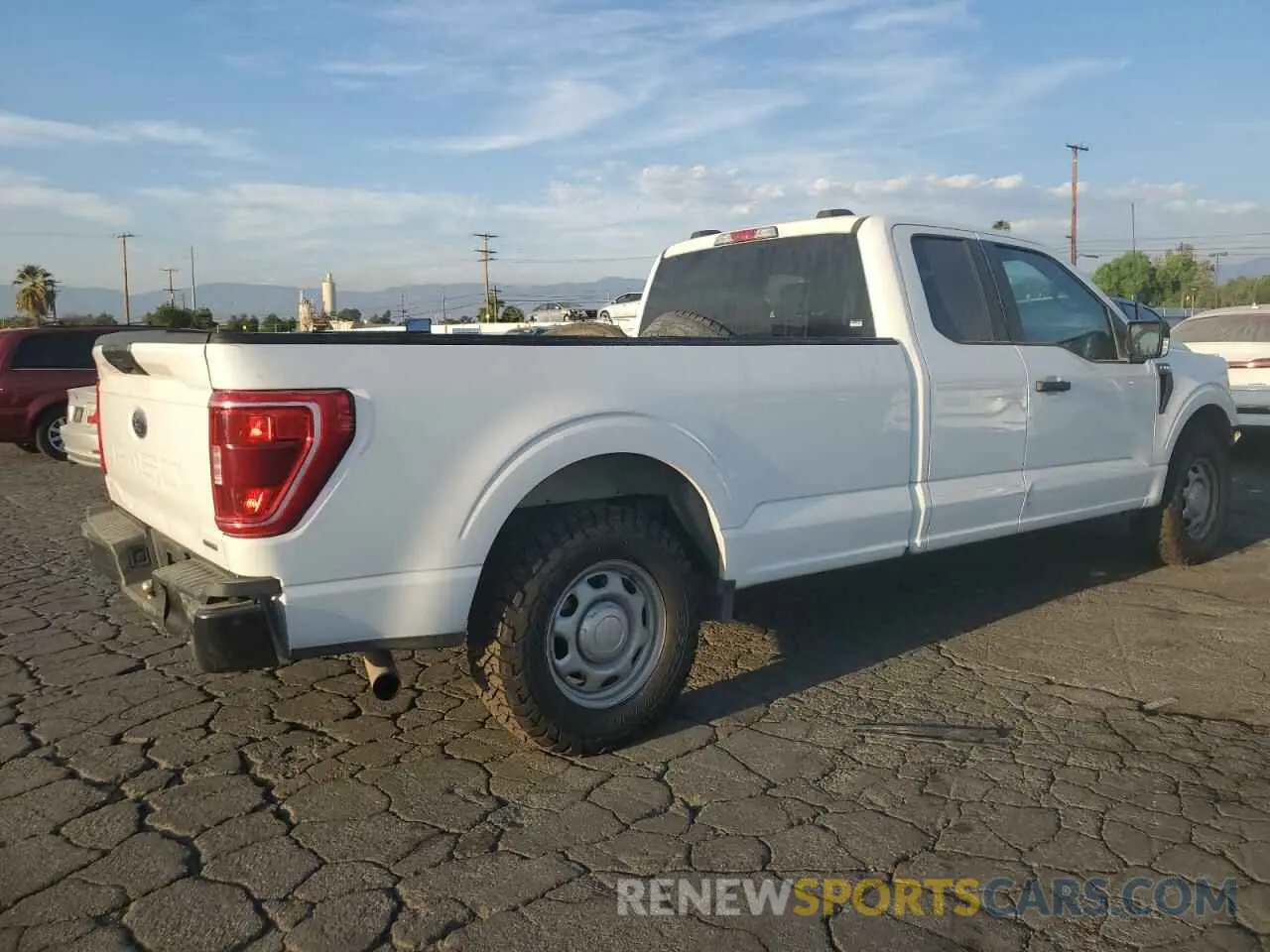 3 Photograph of a damaged car 1FTEX1CP7NKE45346 FORD F-150 2022