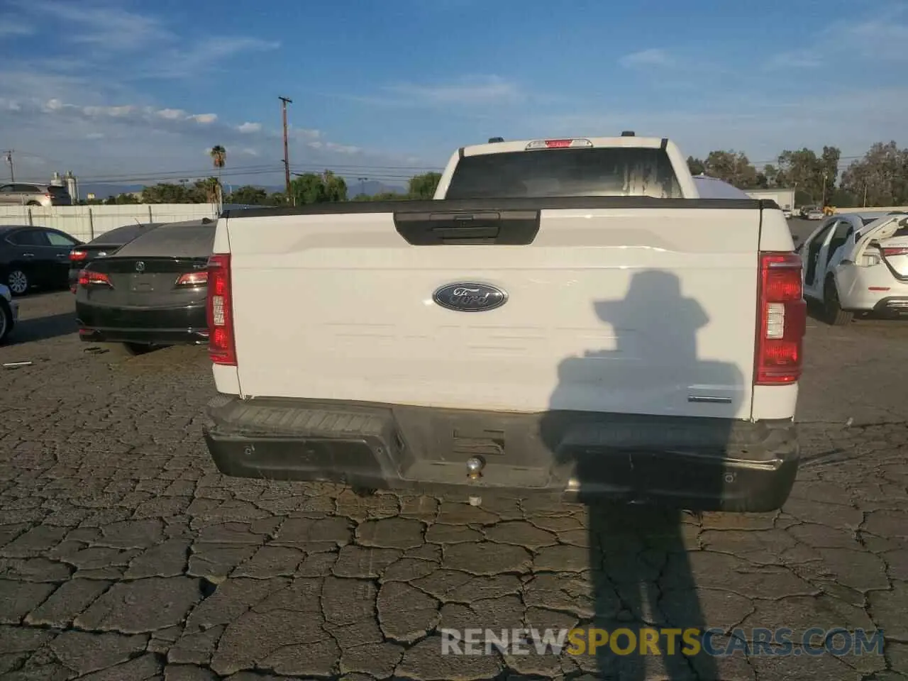 6 Photograph of a damaged car 1FTEX1CP7NKE45346 FORD F-150 2022