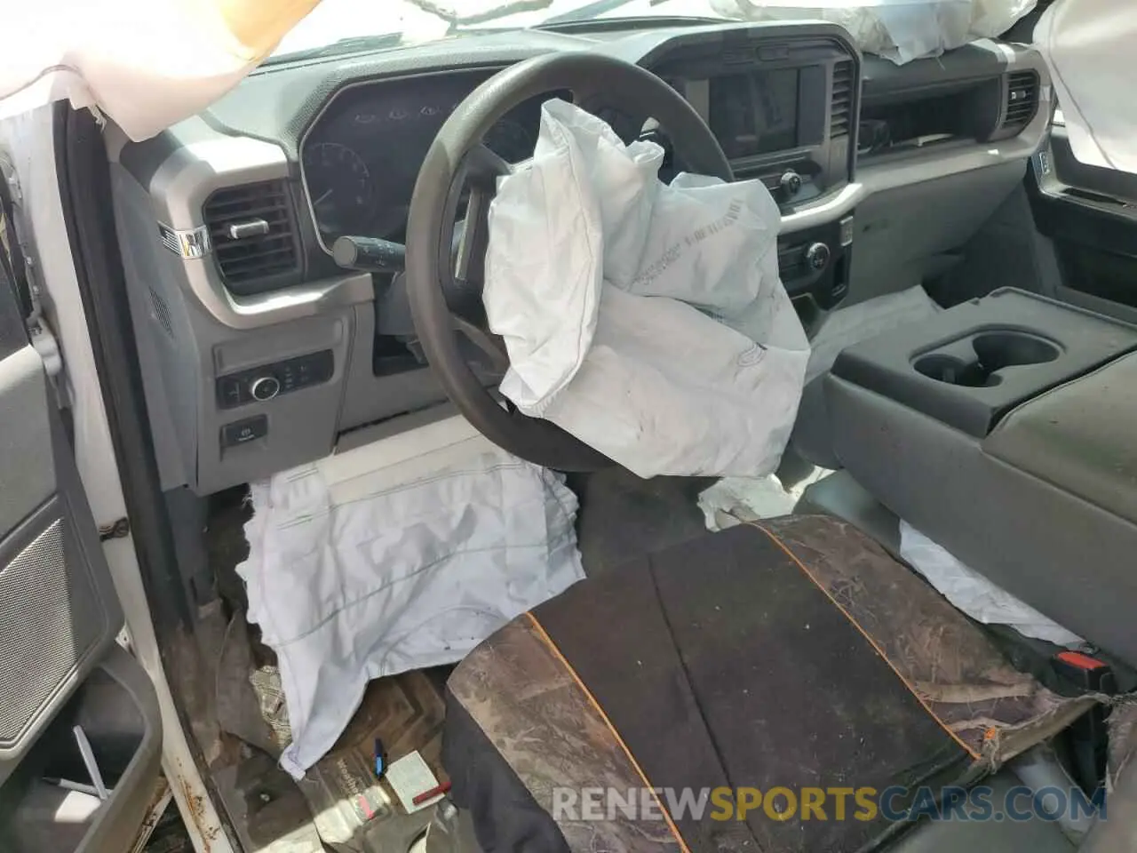 8 Photograph of a damaged car 1FTEX1EB2NKE47152 FORD F-150 2022