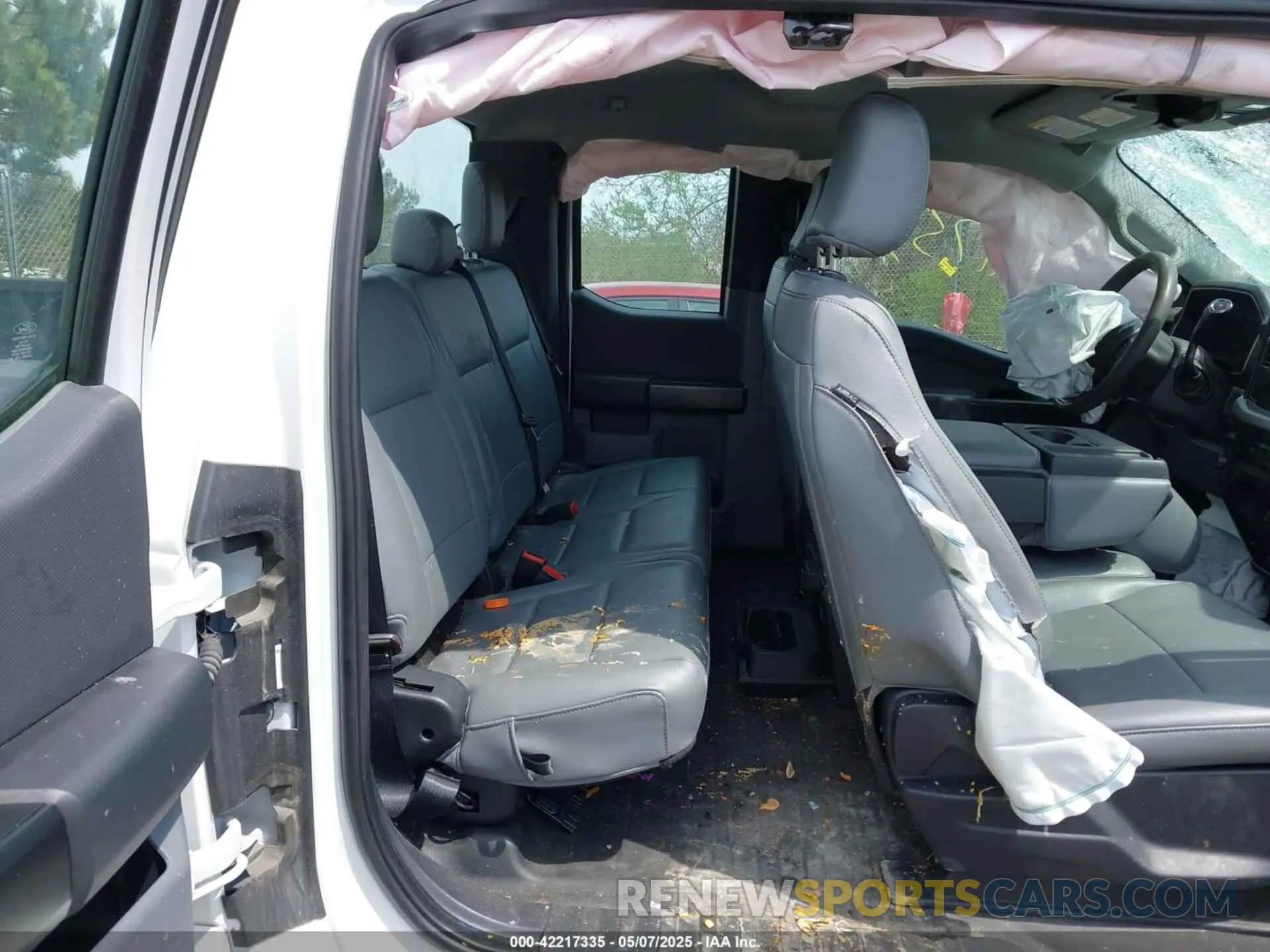 8 Photograph of a damaged car 1FTEX1EB8NKF26762 FORD F-150 2022