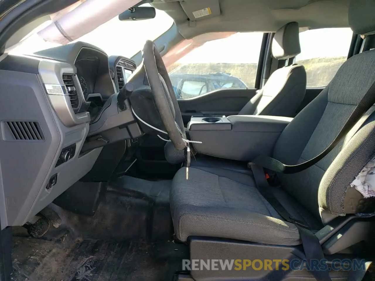 7 Photograph of a damaged car 1FTEX1EP4NKE30915 FORD F-150 2022