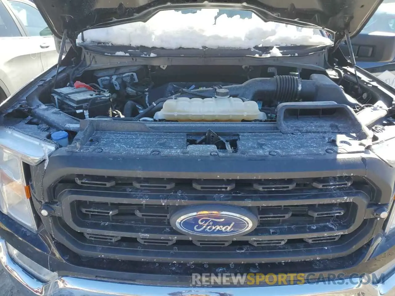 11 Photograph of a damaged car 1FTEX1EP9NKF30489 FORD F-150 2022