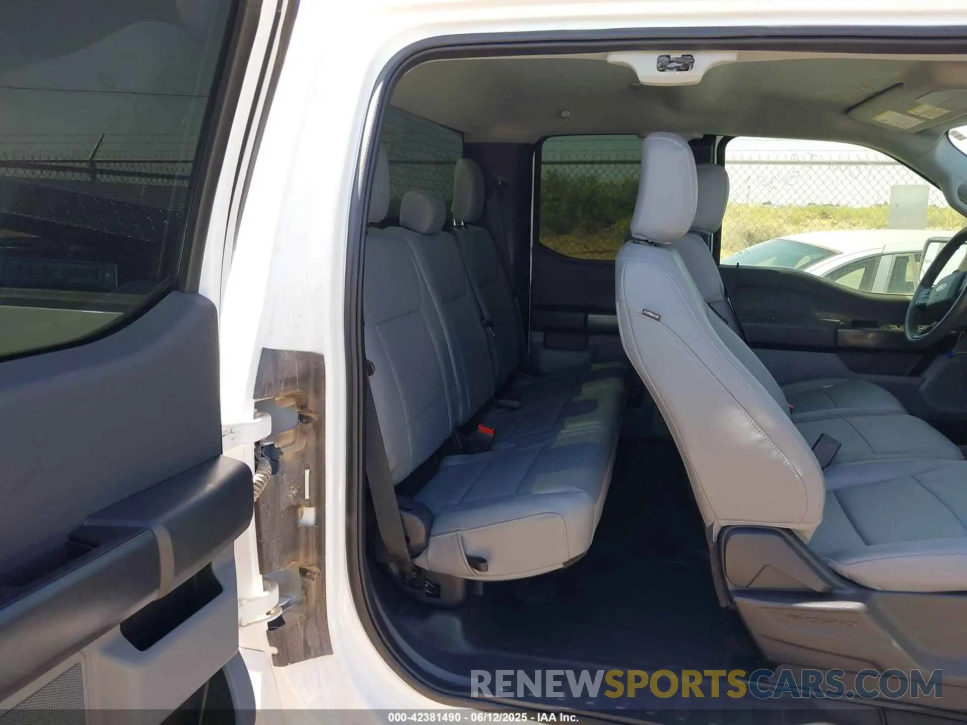 8 Photograph of a damaged car 1FTEX1EPXNKF07478 FORD F-150 2022