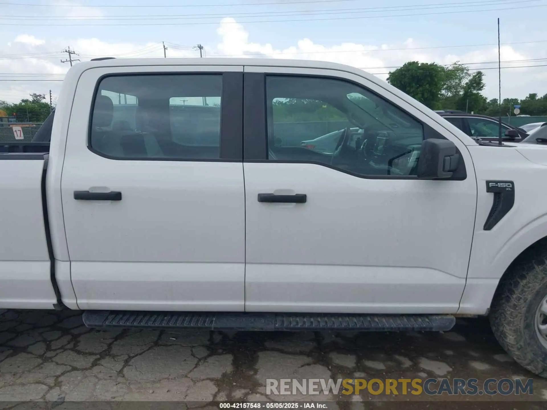 13 Photograph of a damaged car 1FTFW1E50NKE67093 FORD F-150 2022