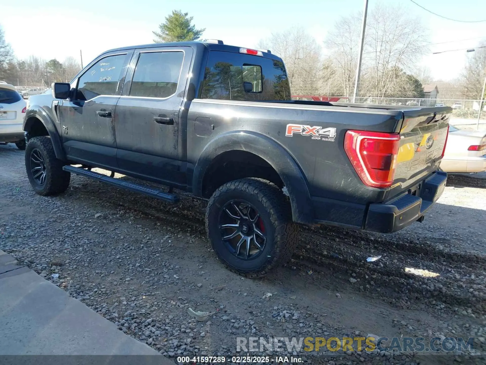 3 Photograph of a damaged car 1FTFW1E51NFA80917 FORD F-150 2022