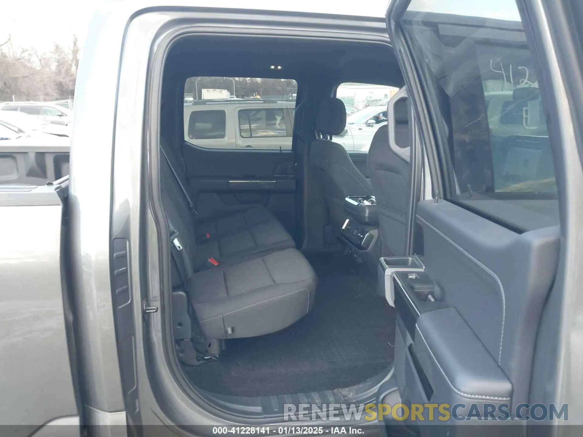 8 Photograph of a damaged car 1FTFW1E52NKD18684 FORD F-150 2022