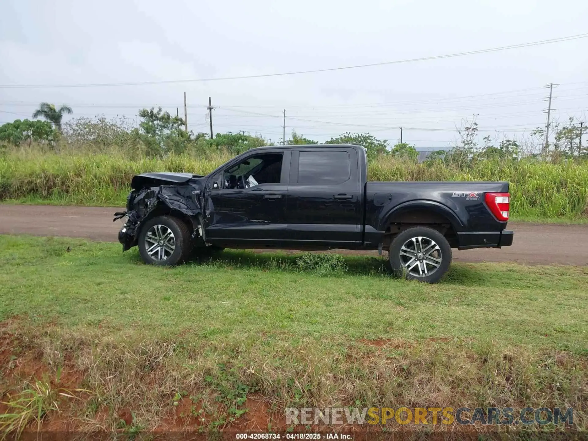 14 Photograph of a damaged car 1FTFW1E52NKD42015 FORD F-150 2022