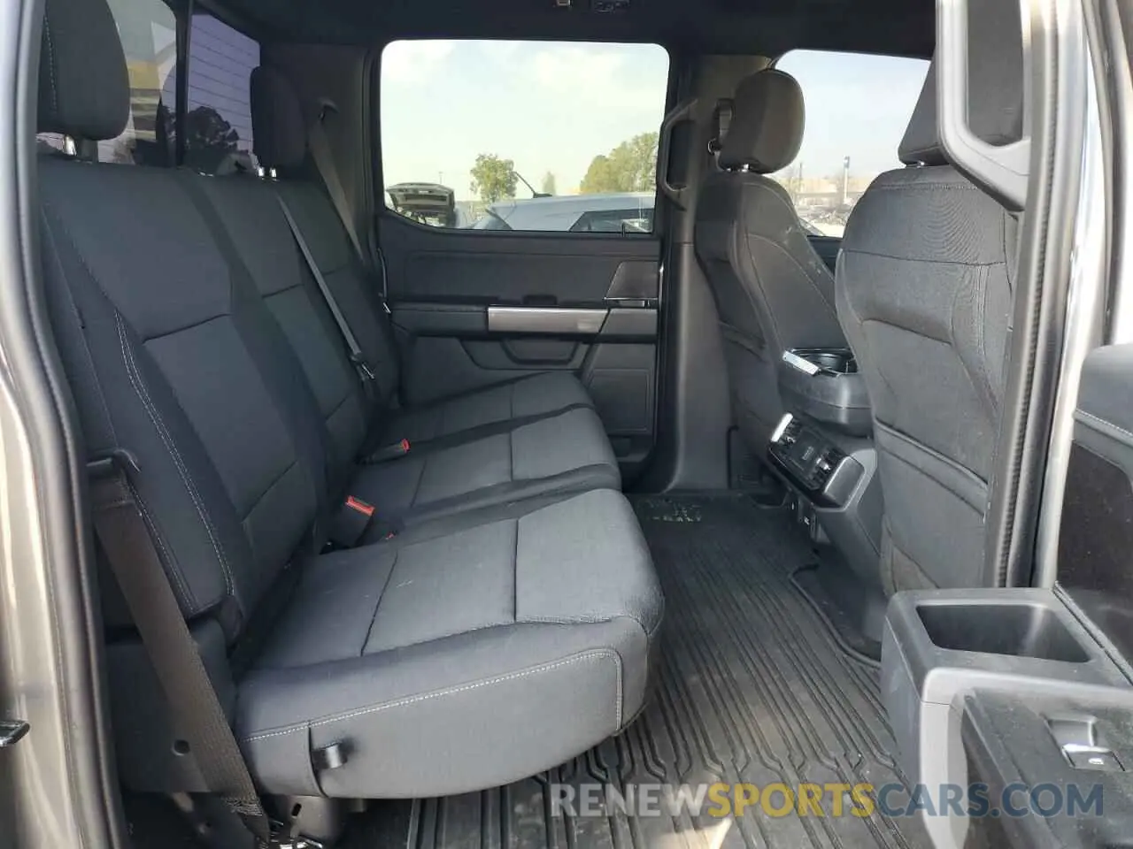 10 Photograph of a damaged car 1FTFW1E54NFC13346 FORD F-150 2022
